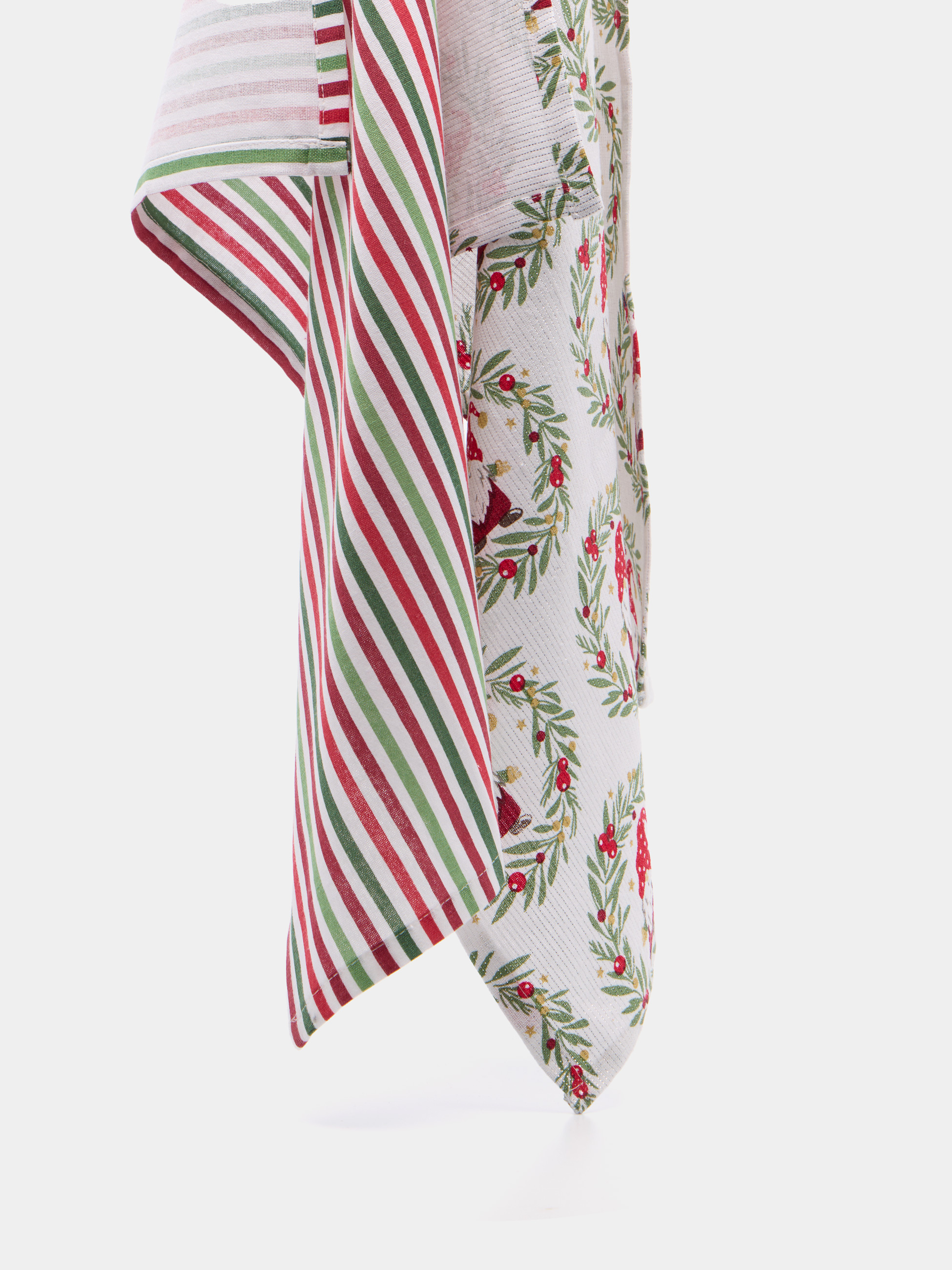 Cesto com 3 panos de Natal