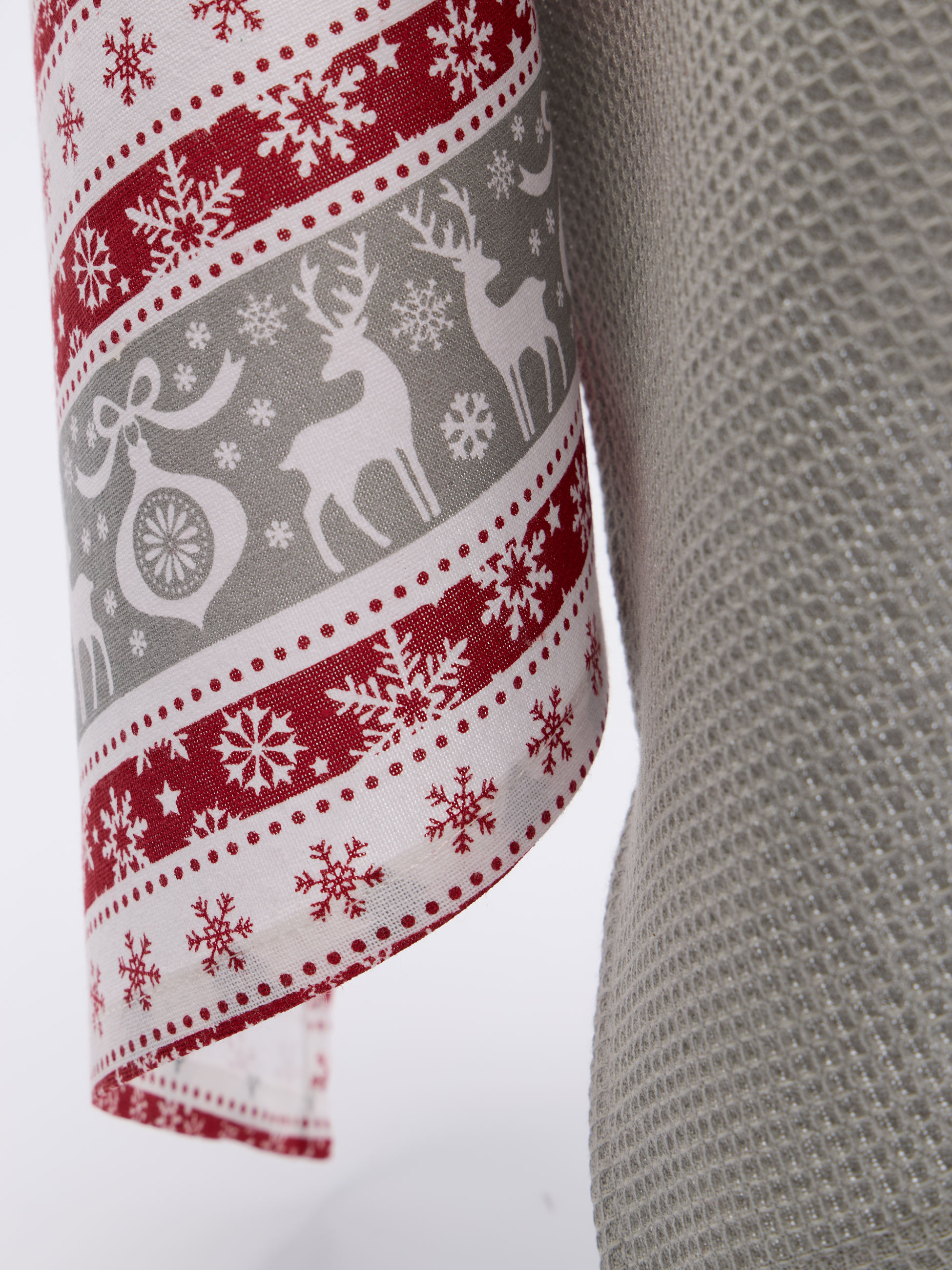 Cesto com 3 panos de Natal