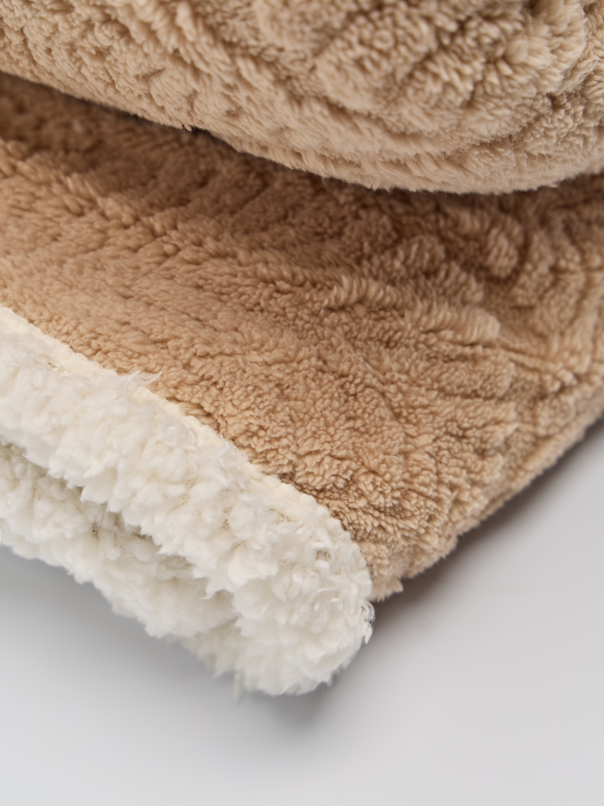 Manta jacquard com sherpa