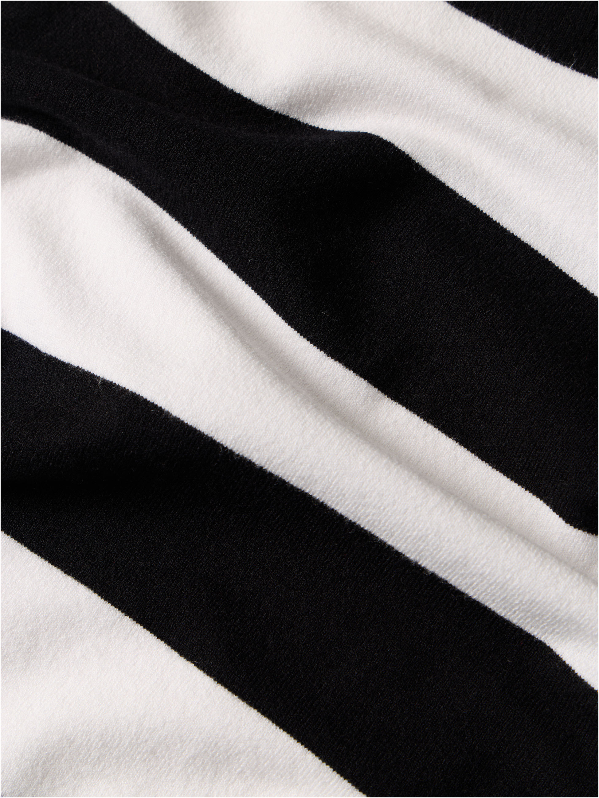 Camisola de malha às riscas