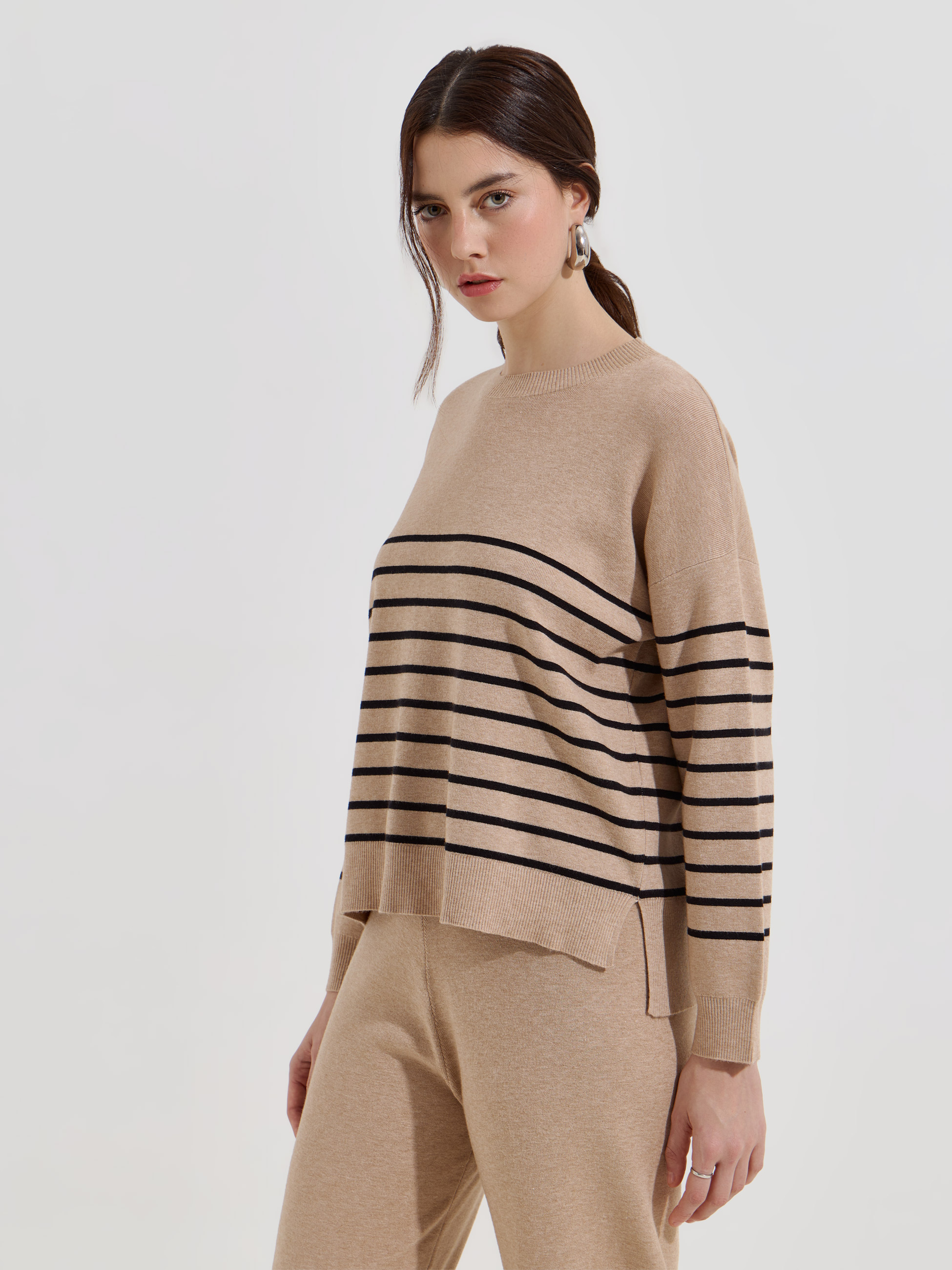 Camisola de malha com riscas