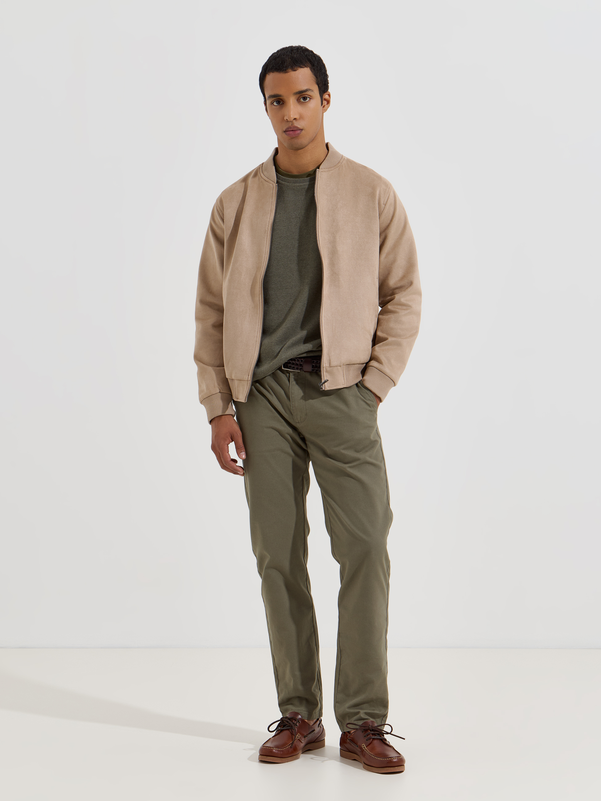 Calças chino regular fit