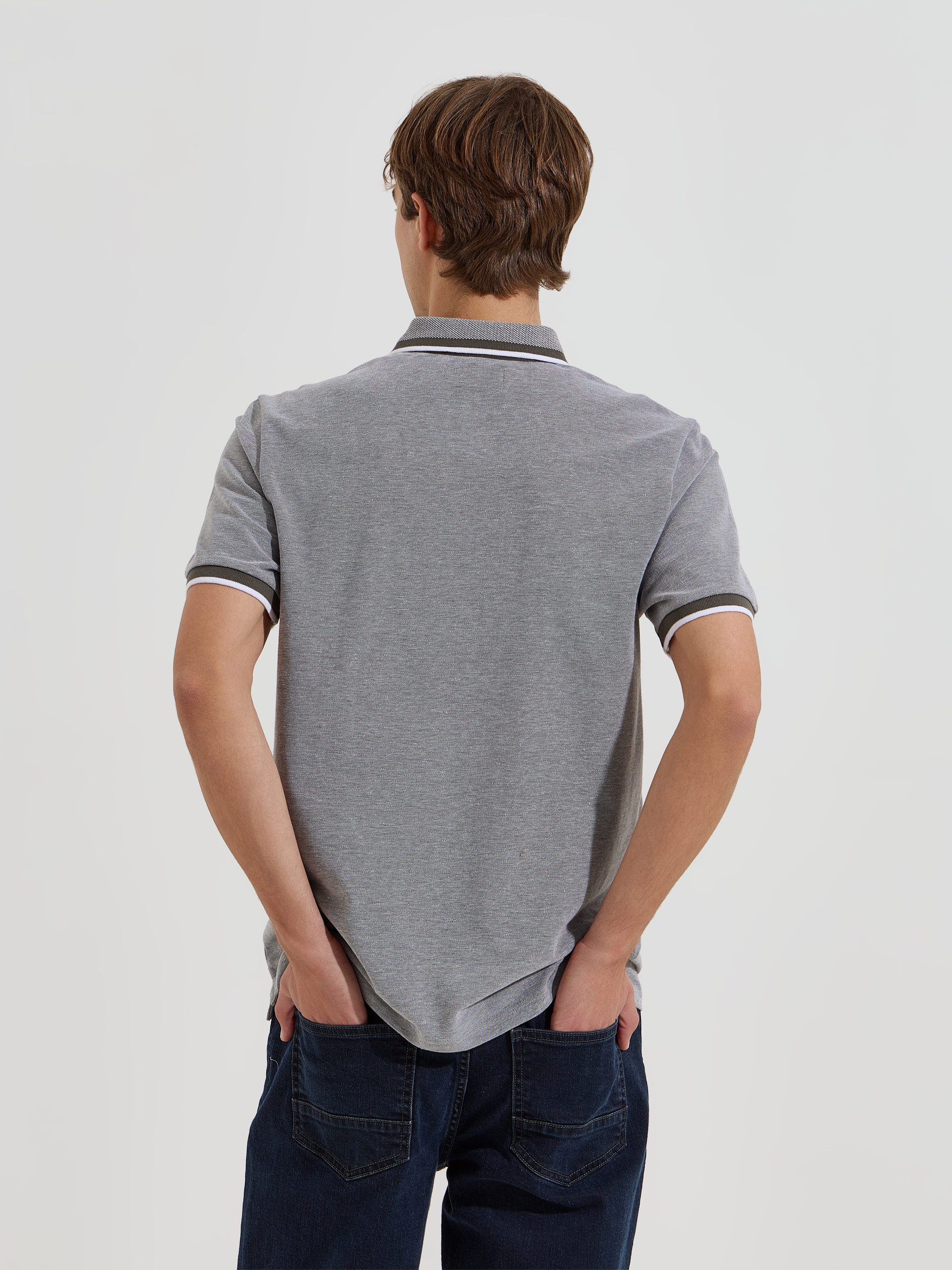 Polo em malha piquet