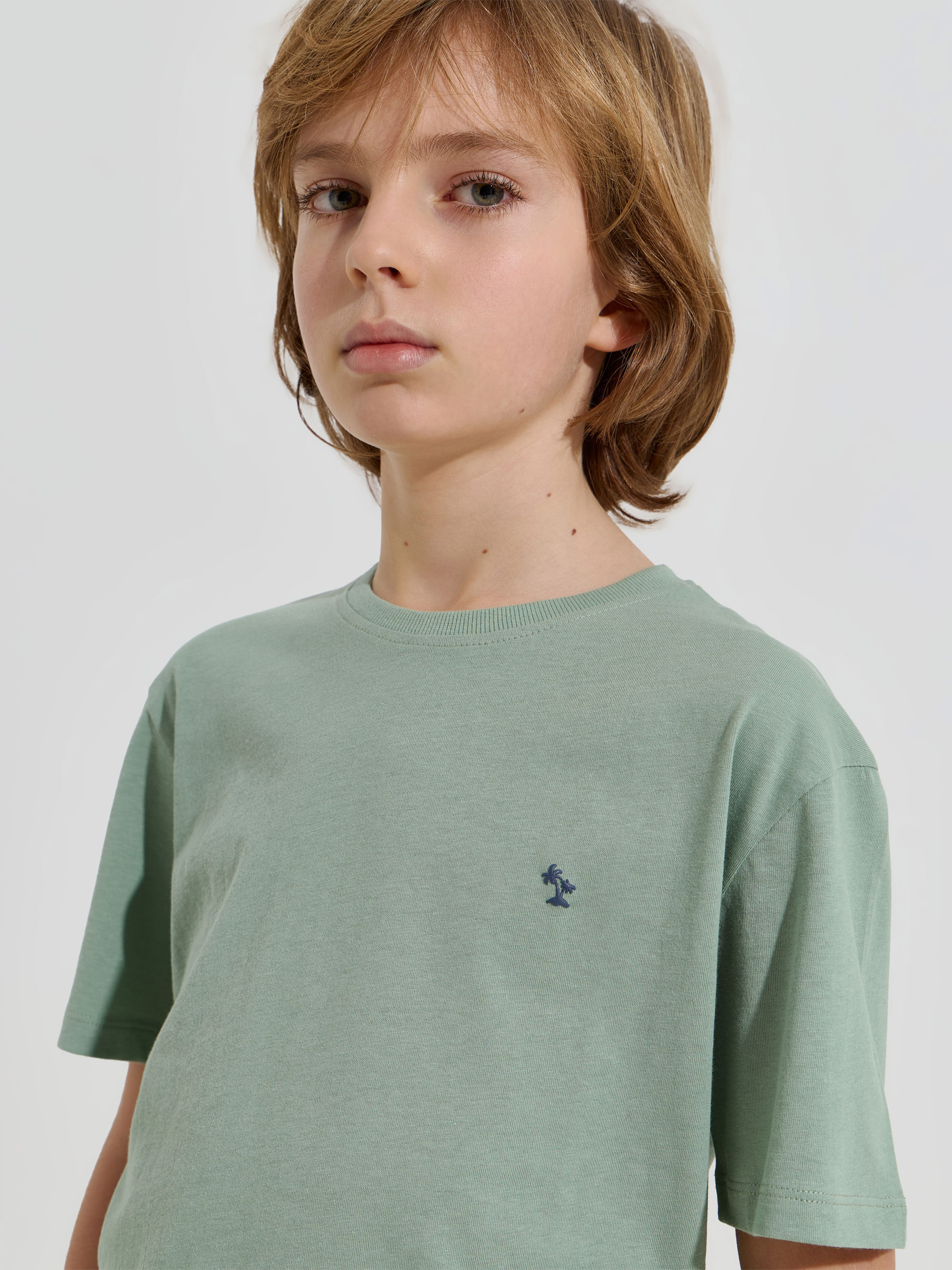 T-shirt com pormenor estampado