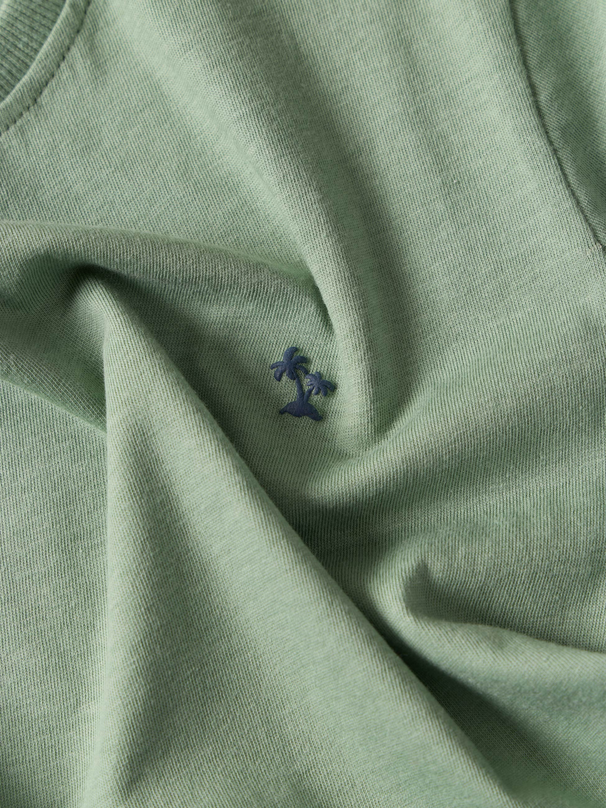 T-shirt com pormenor estampado