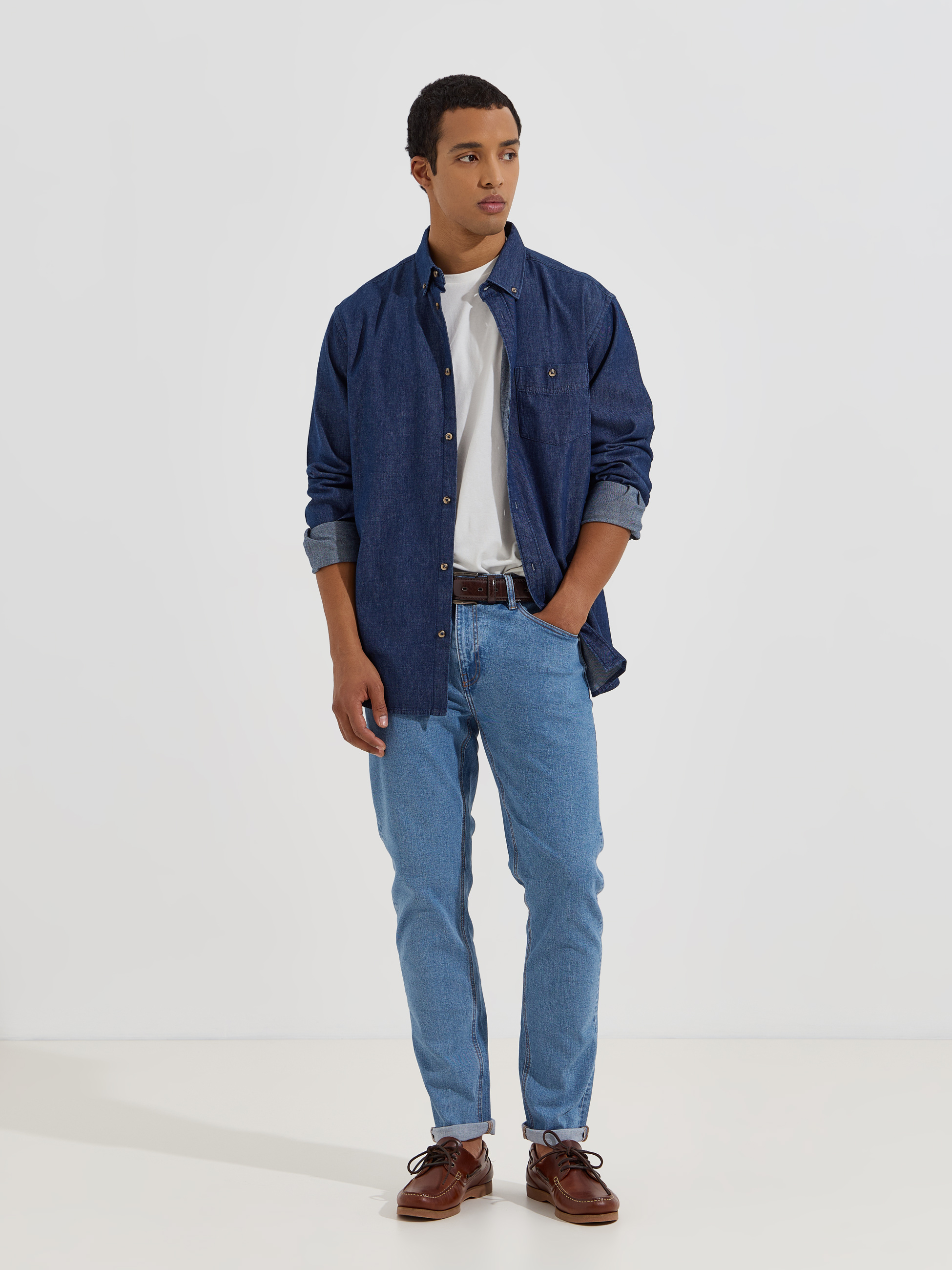 Camisa de ganga com bolso