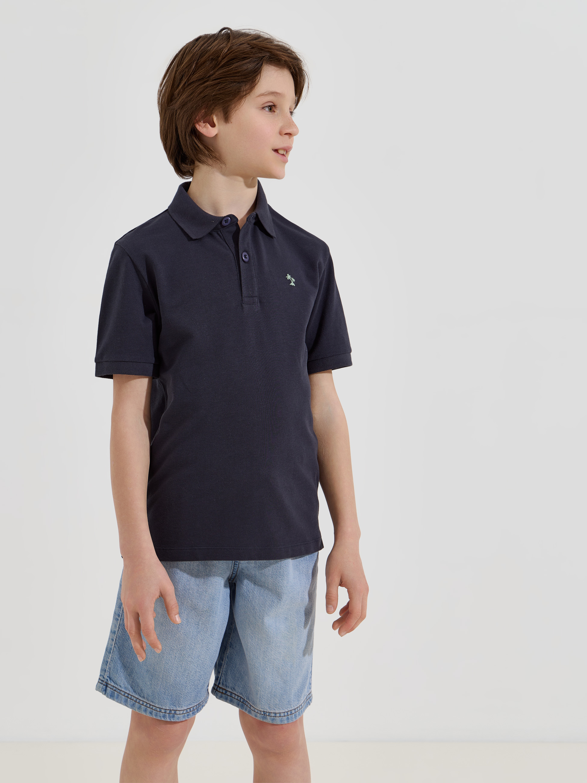 Polo em malha piquet com estampado
