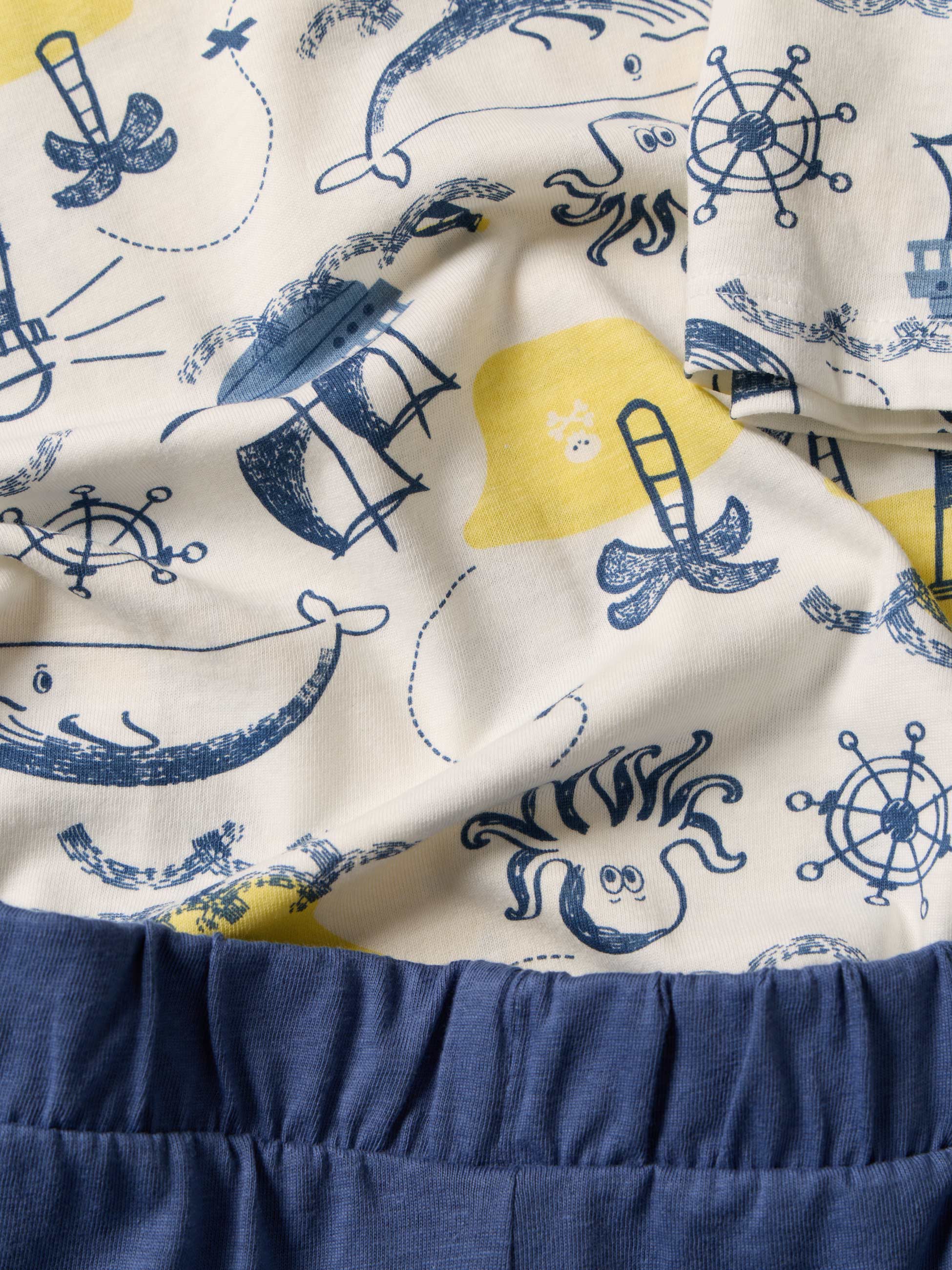 Pijama curto estampado