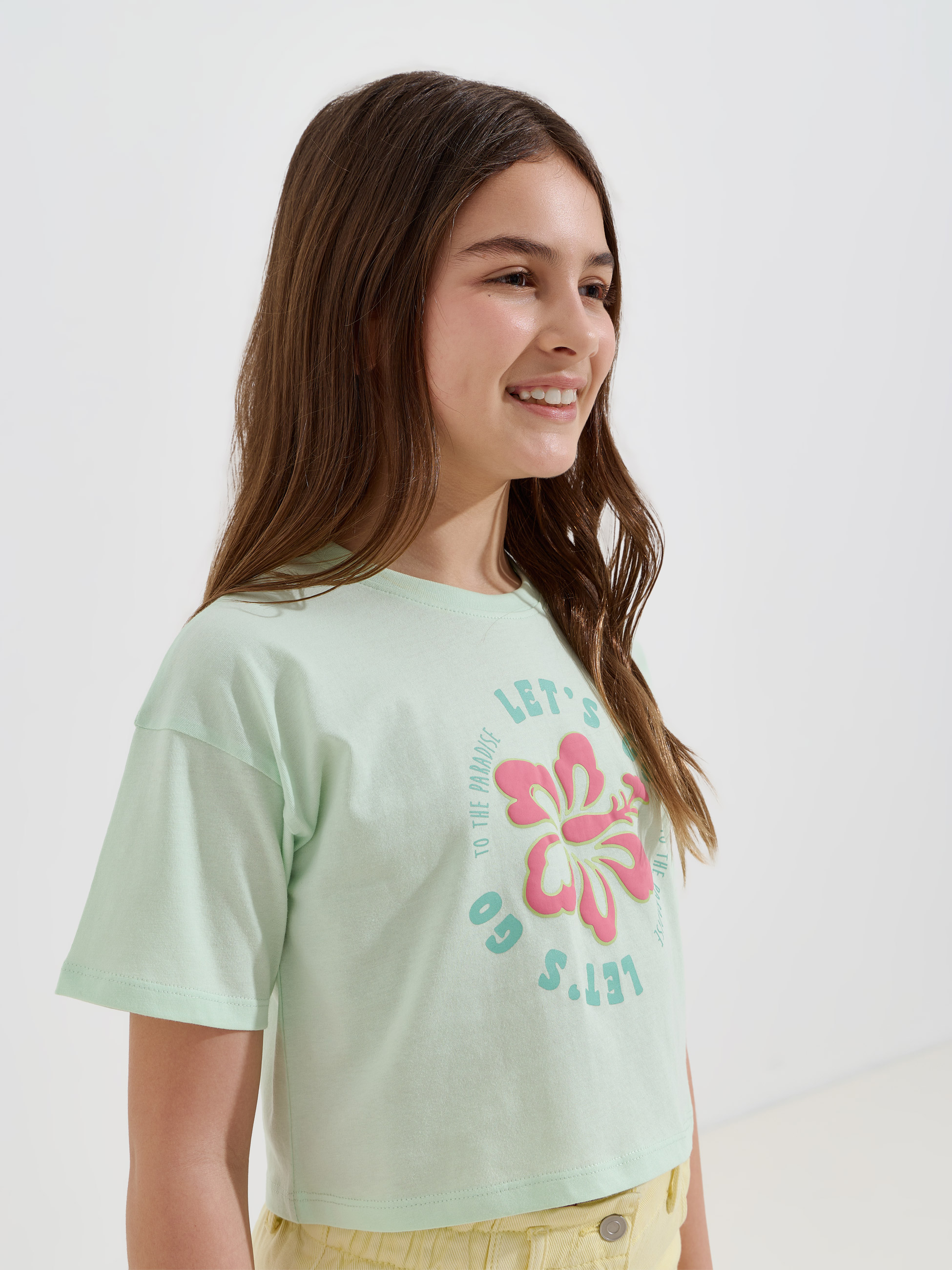 T-shirt cropped estampada