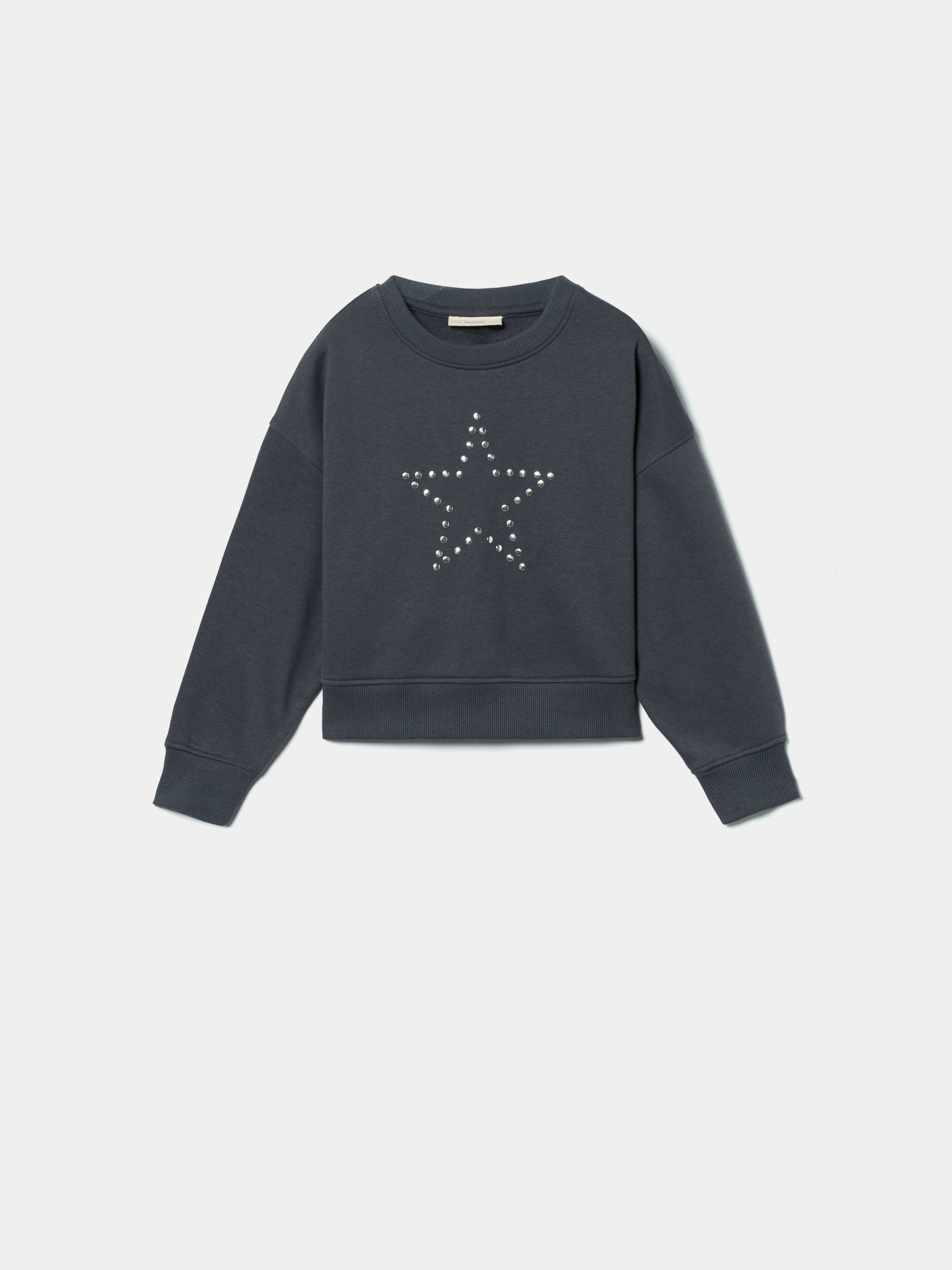 Sweatshirt com aplicação de tachas