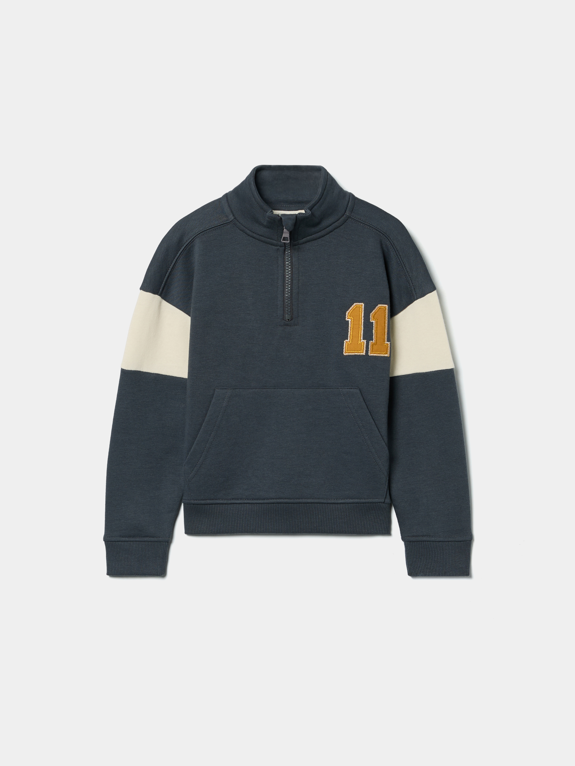 Sweatshirt com fecho e detalhe bordado
