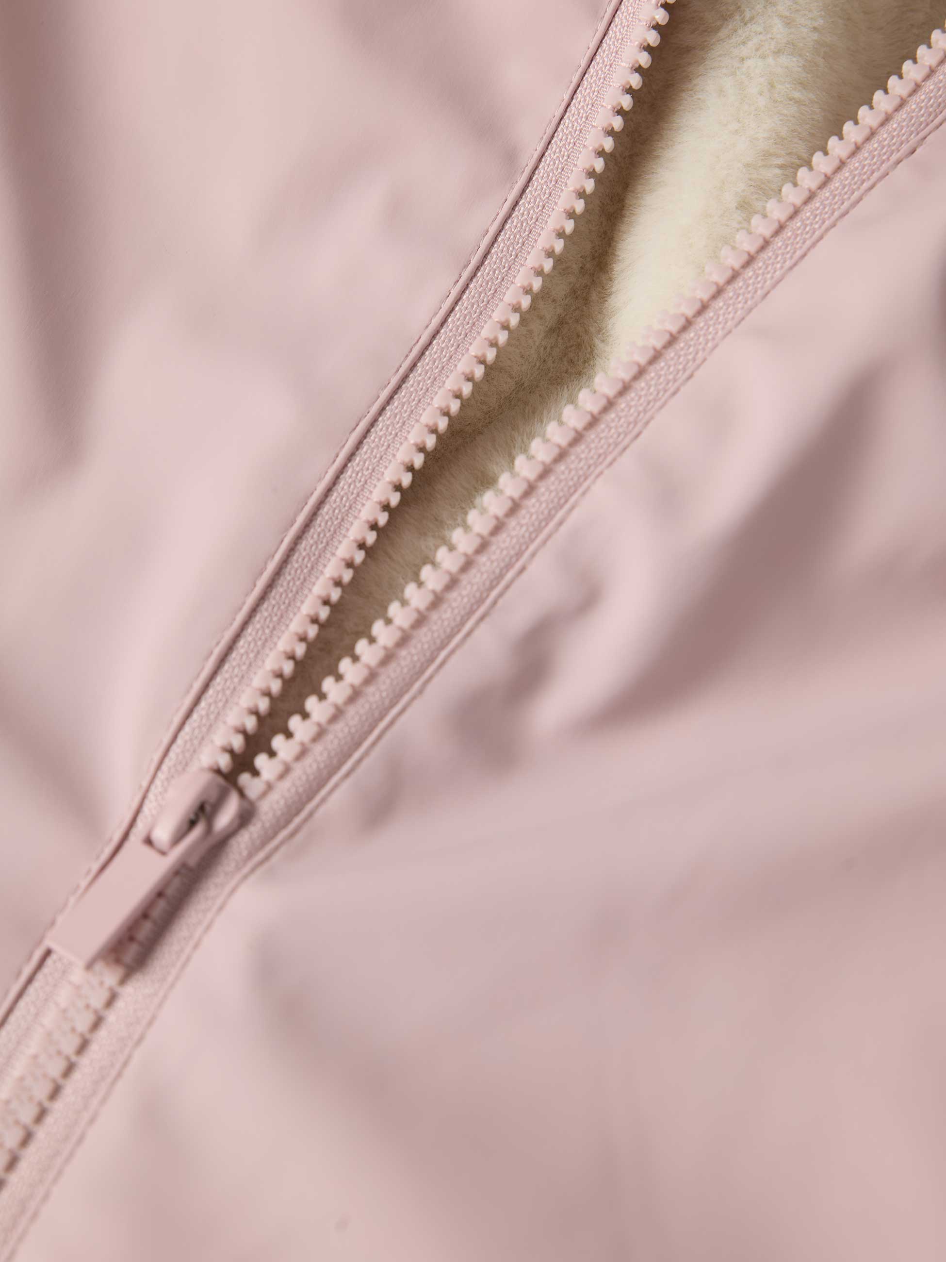 Parka com carapuço e pelo