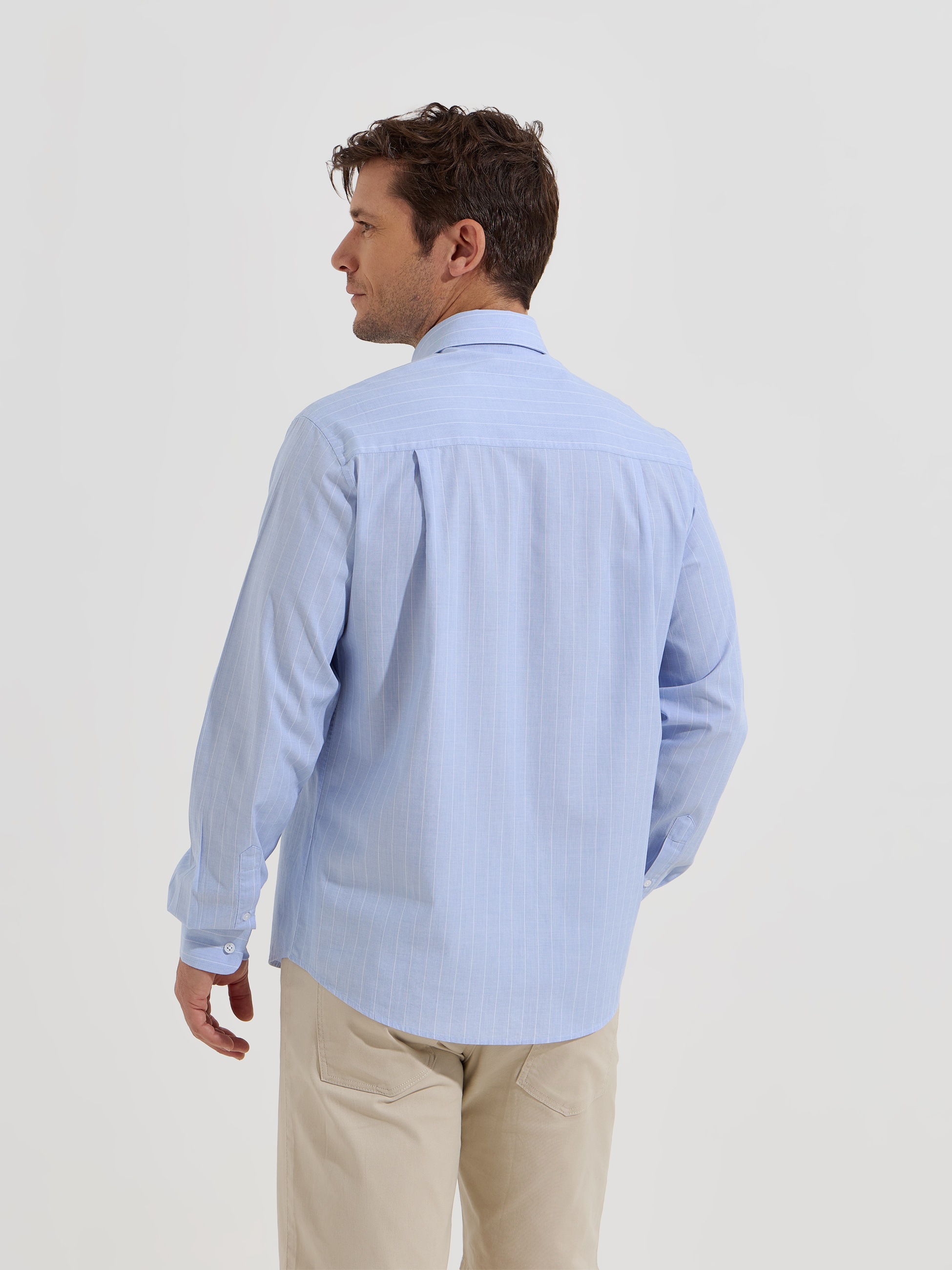 Camisa riscas finas
