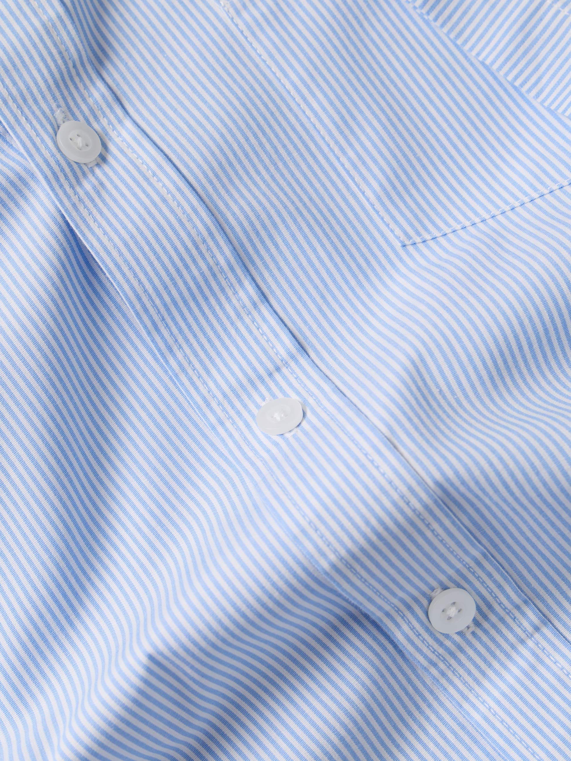 Camisa de manga curta às riscas
