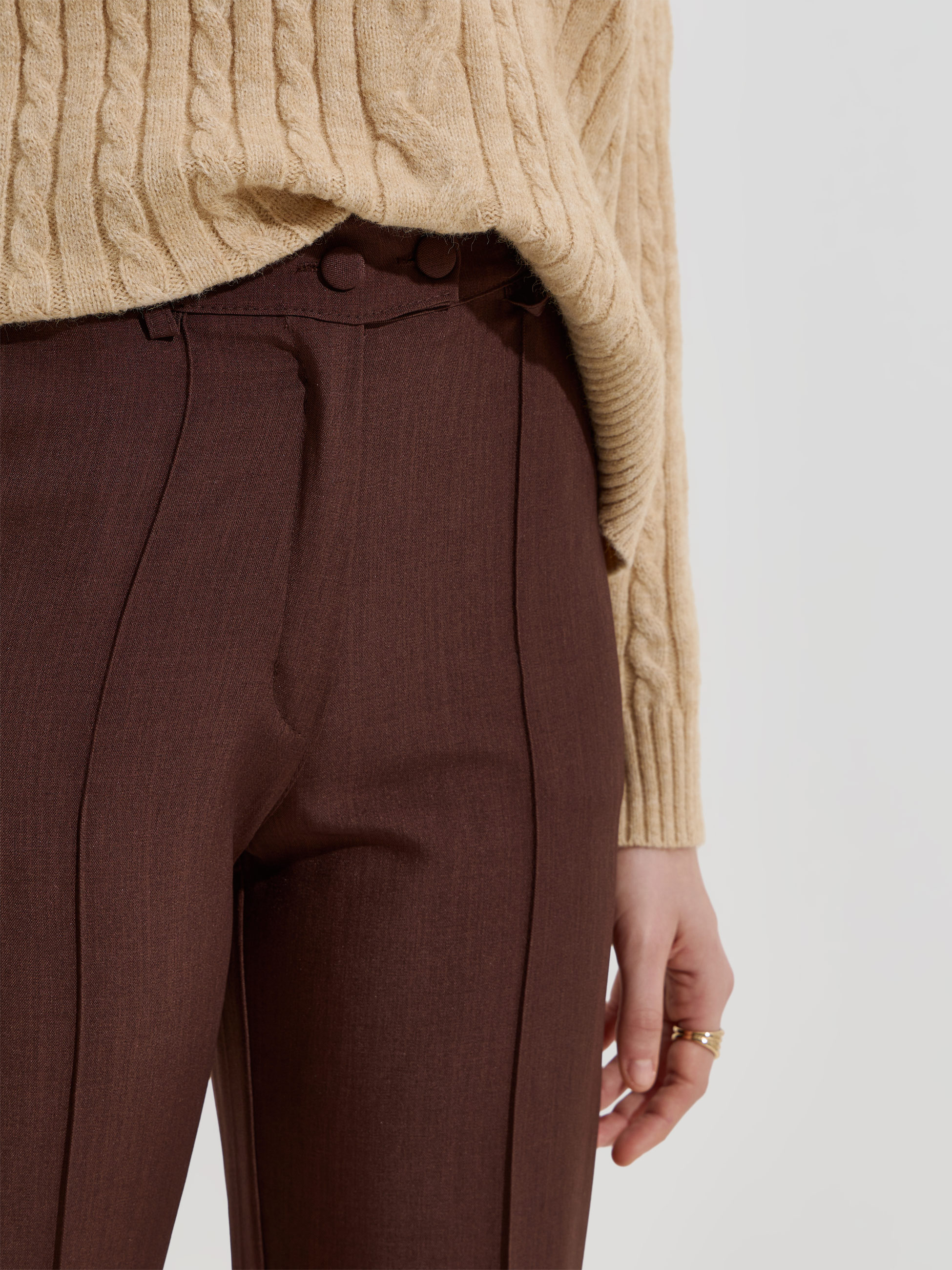 Calças de tecido com 2 botões