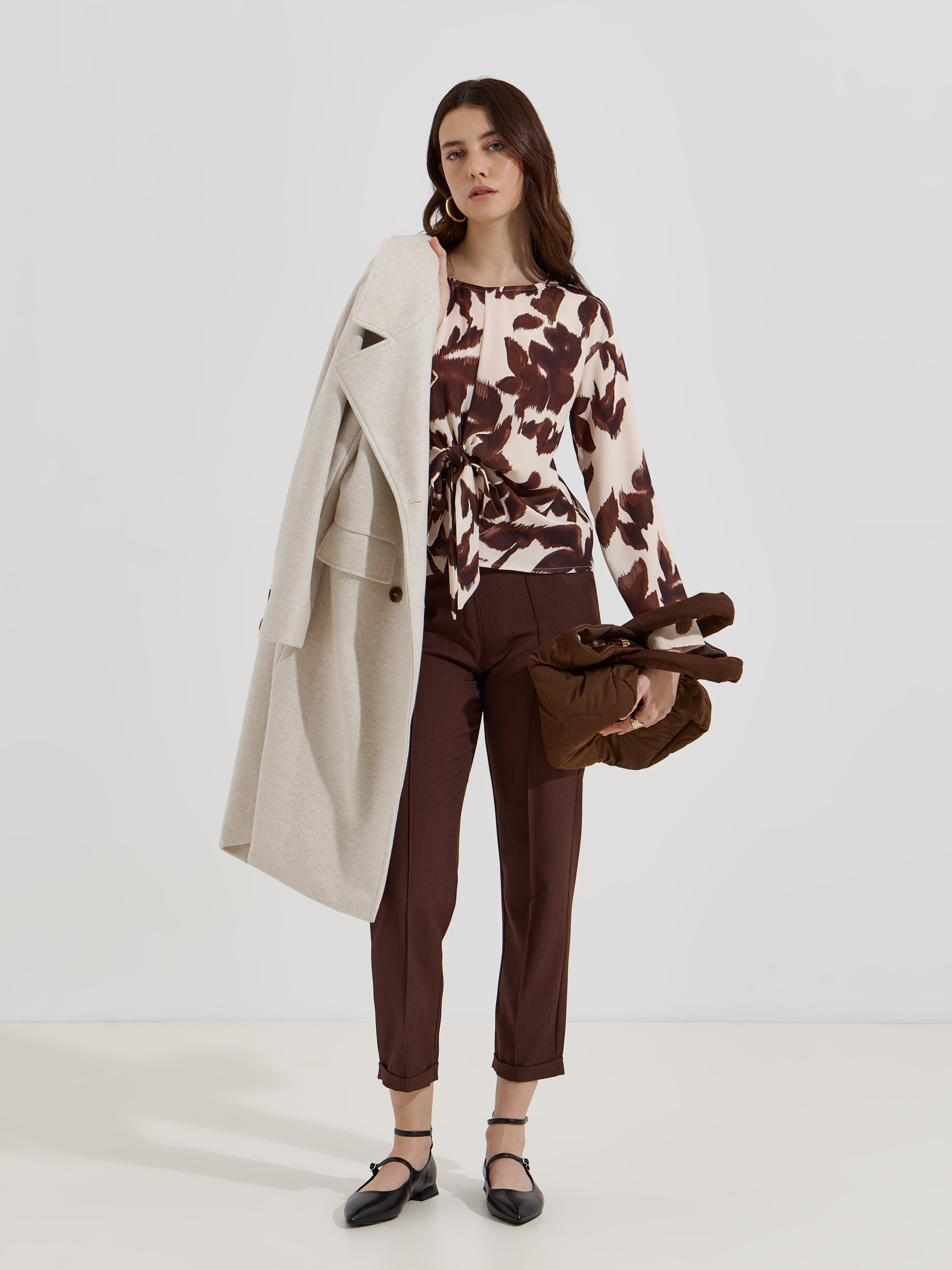 Blusa estampada com nó