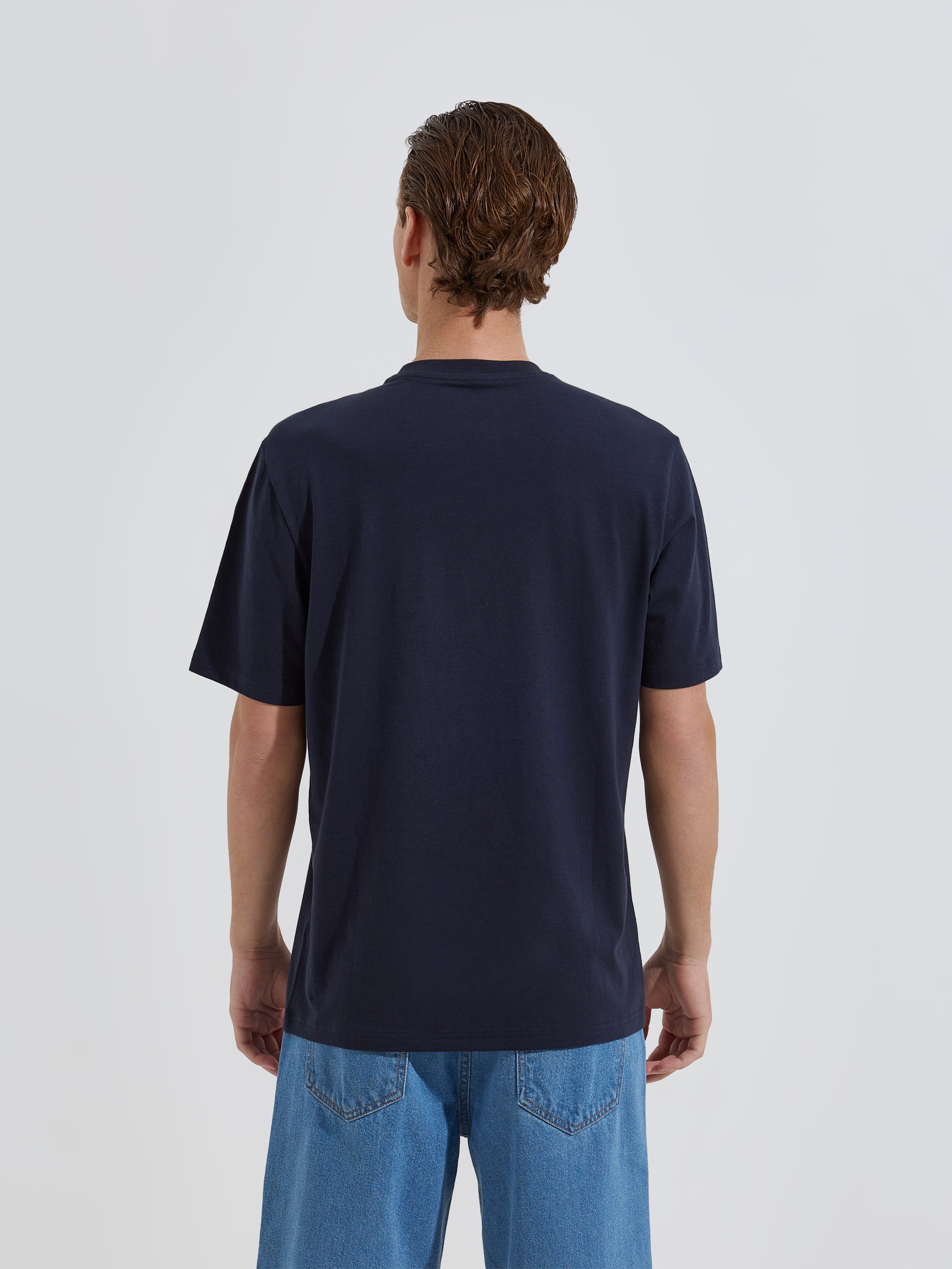 T-shirt com bordado