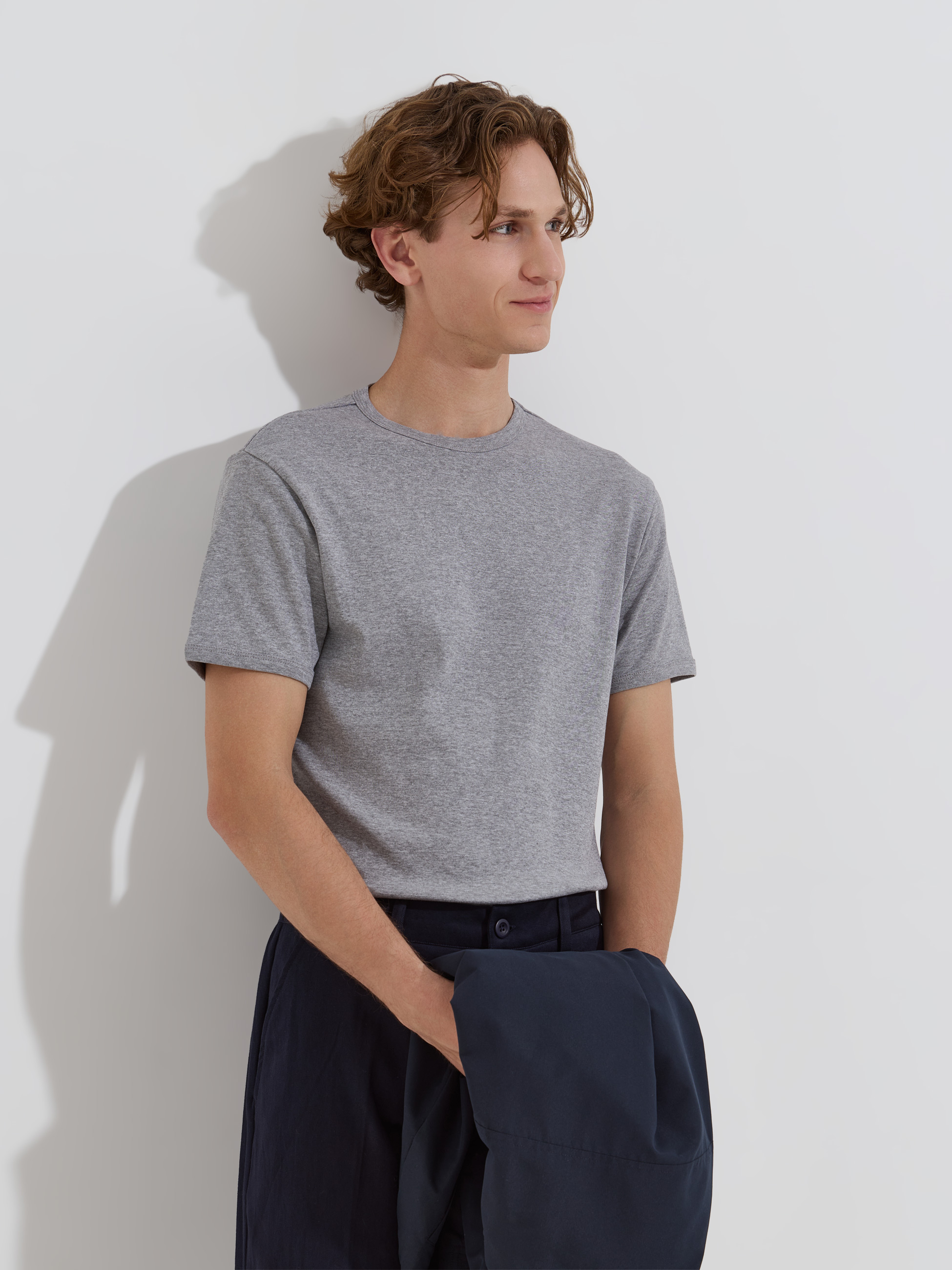 T-shirt básica em algodão