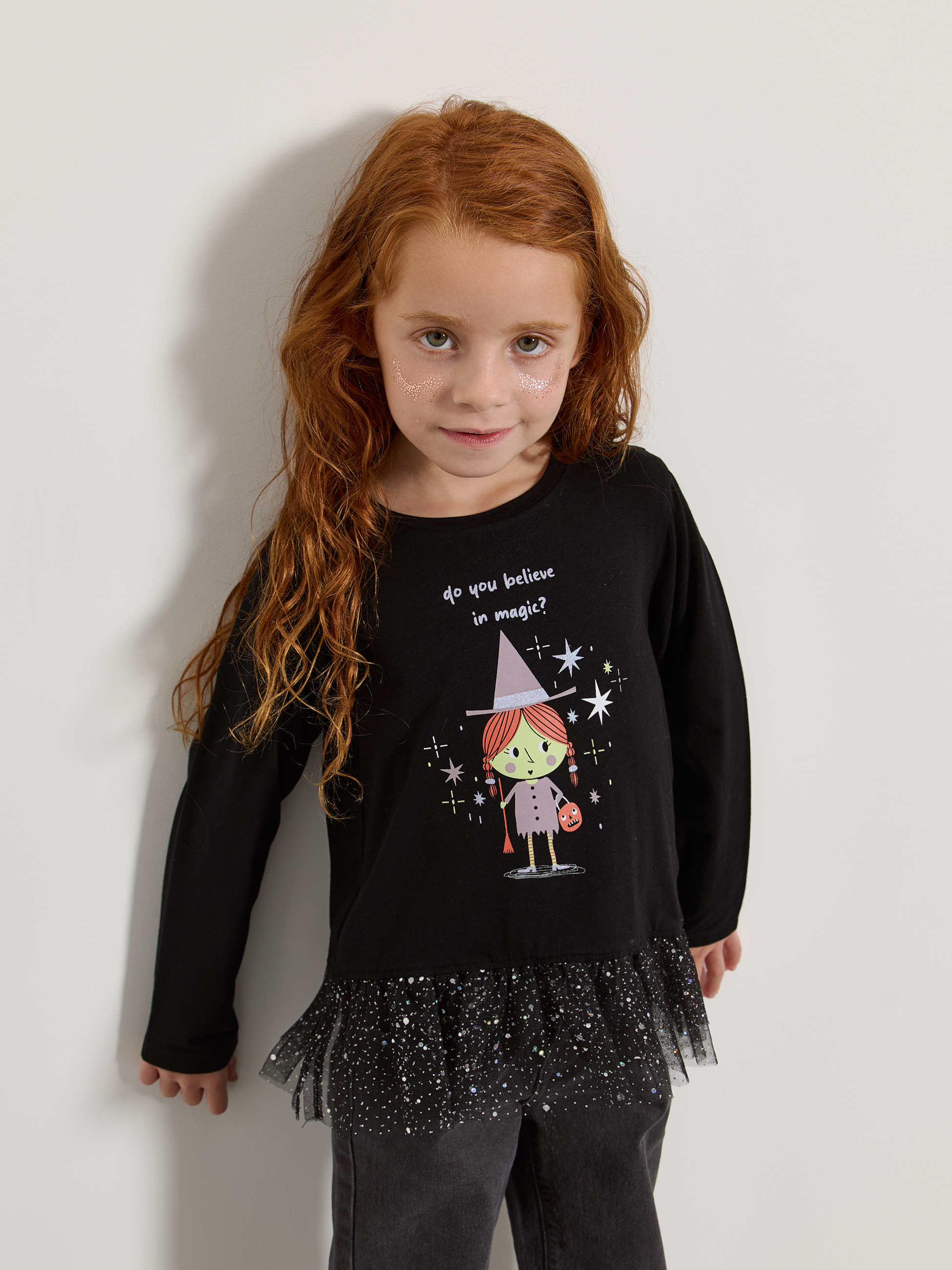 Camisola com tule Brilha No Escuro