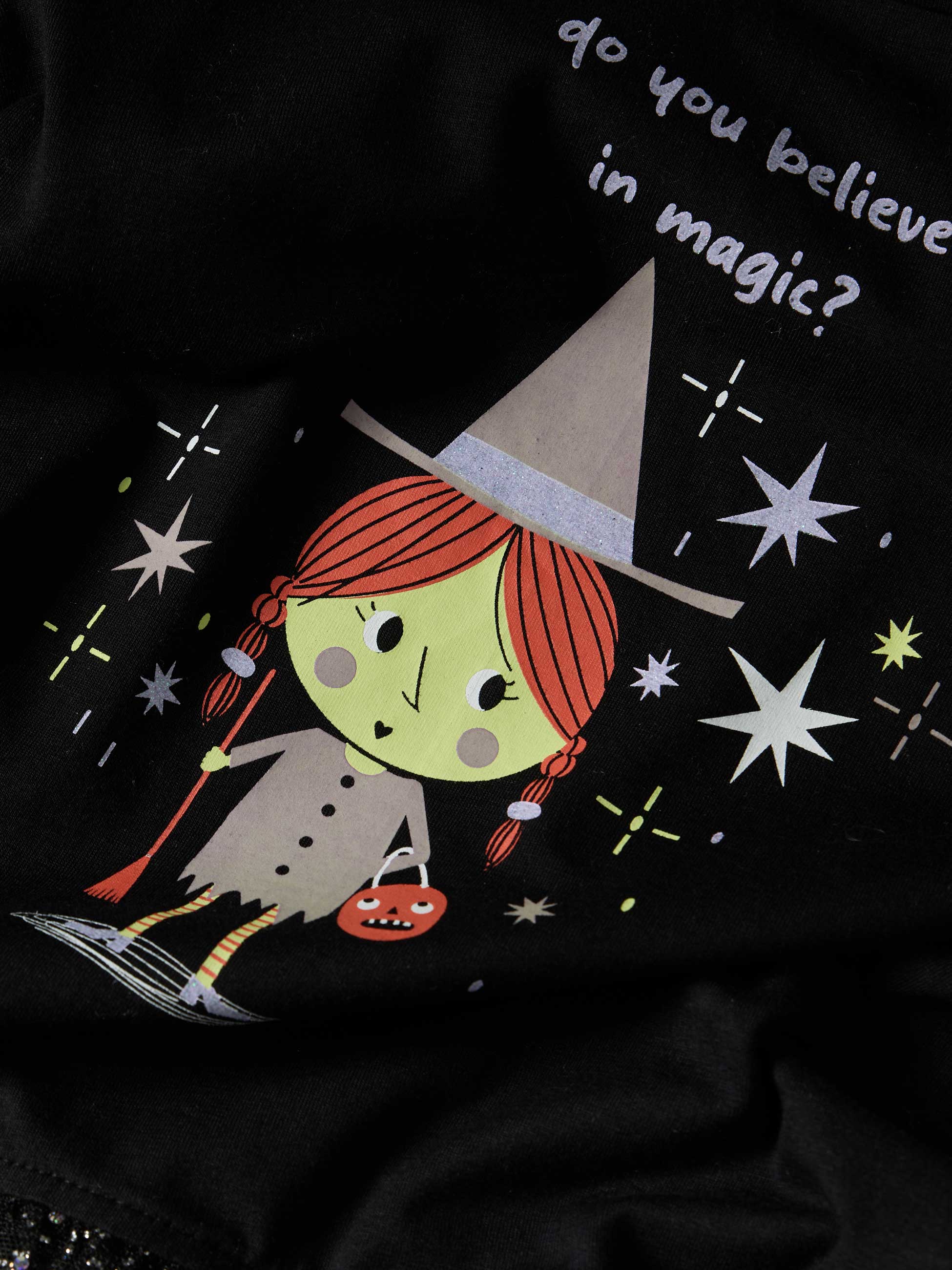 Camisola com tule Brilha No Escuro