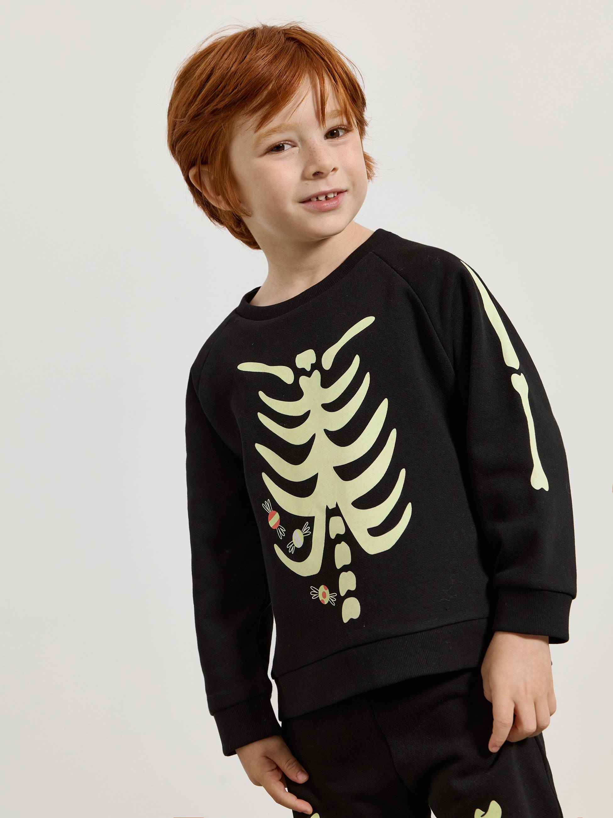 Sweatshirt esqueleto que brilha no escuro
