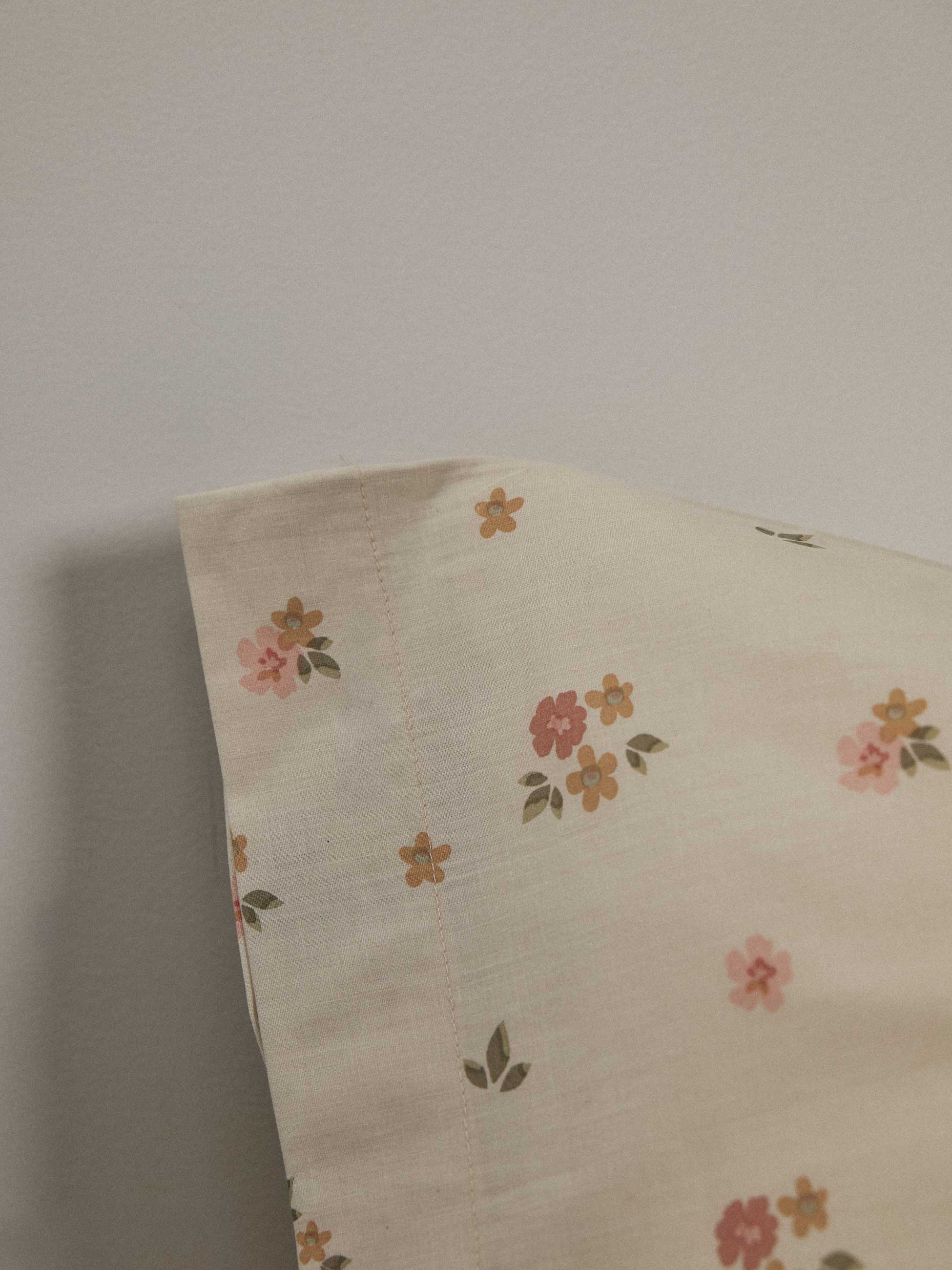 Conjunto de lençóis estampados de casal