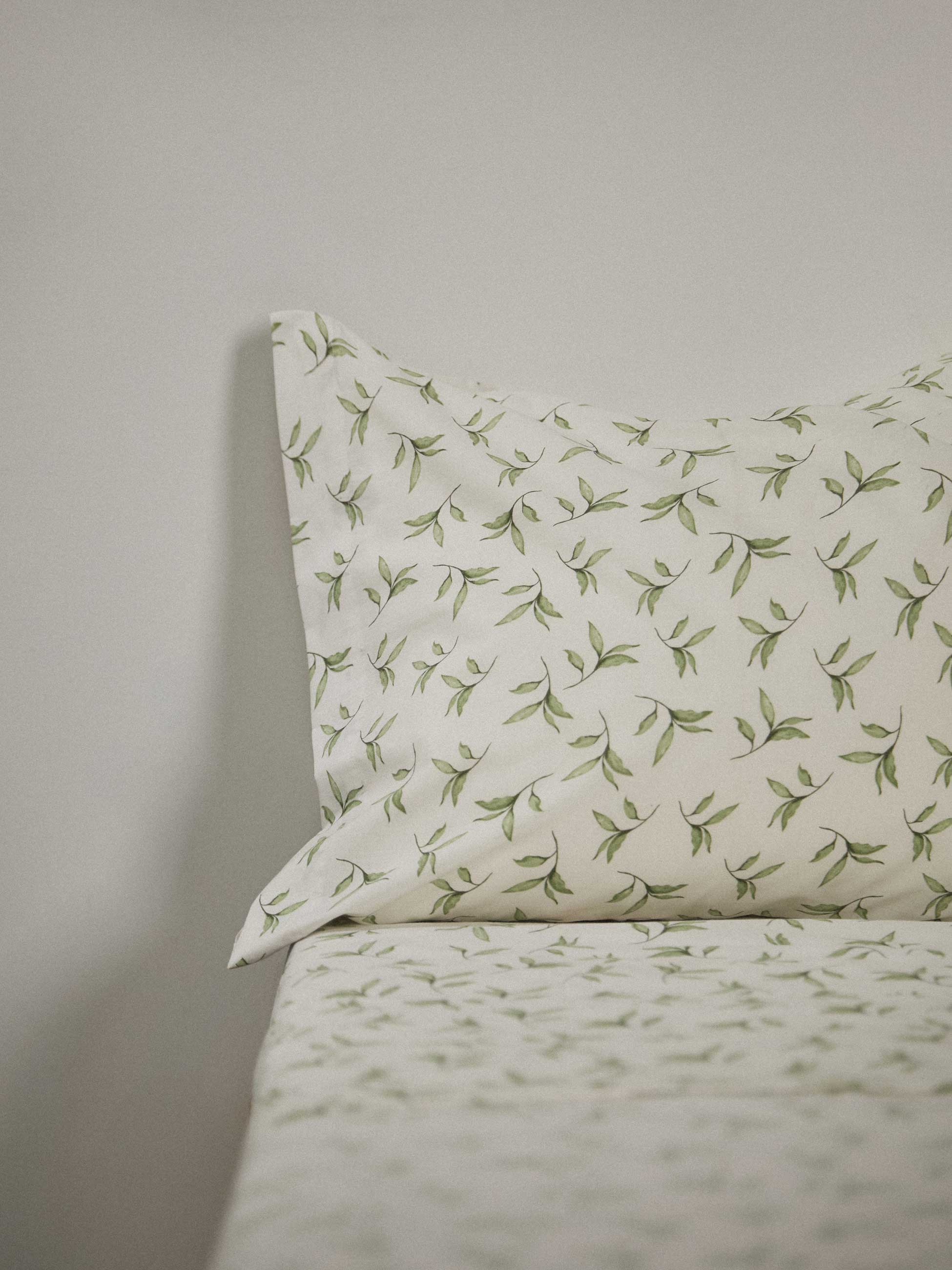Conjunto de lençóis estampados de casal