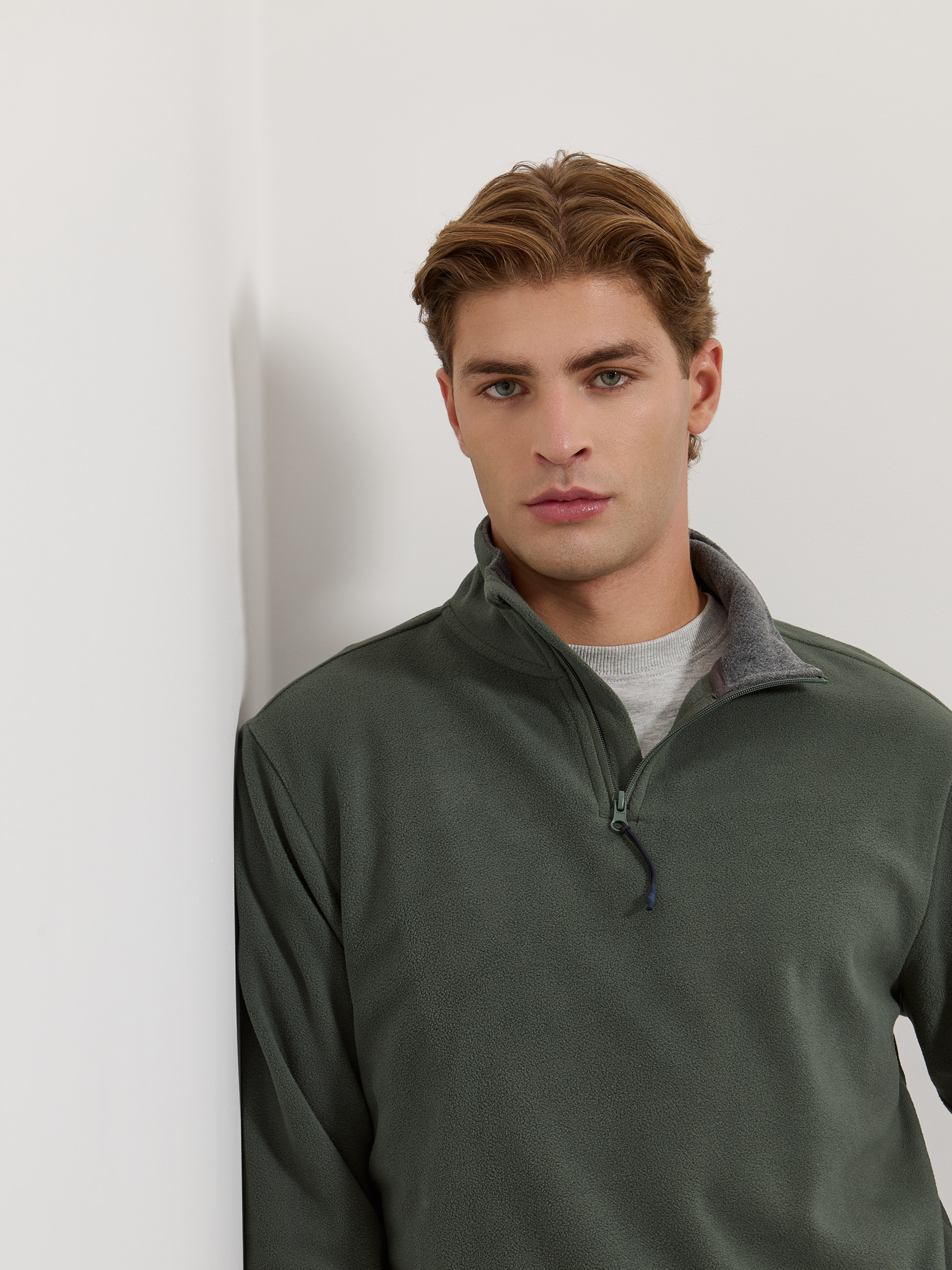 Camisola polar com fecho