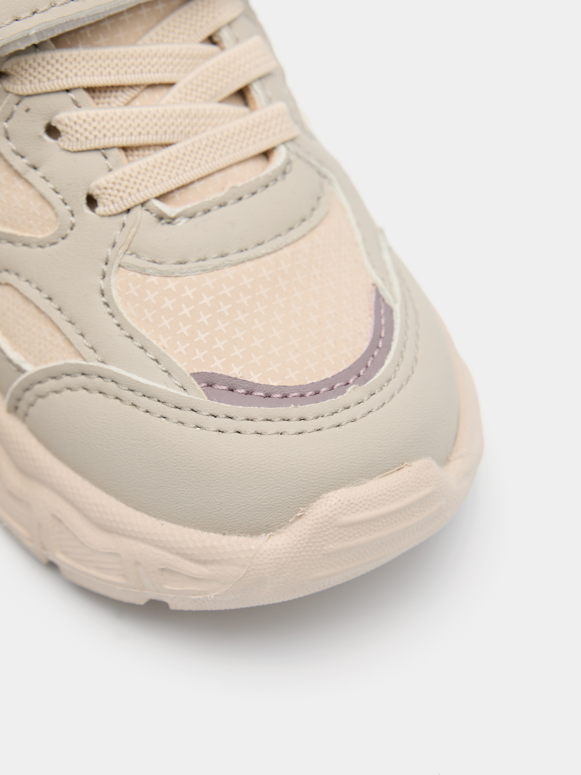 Sapatilhas com tira de velcro