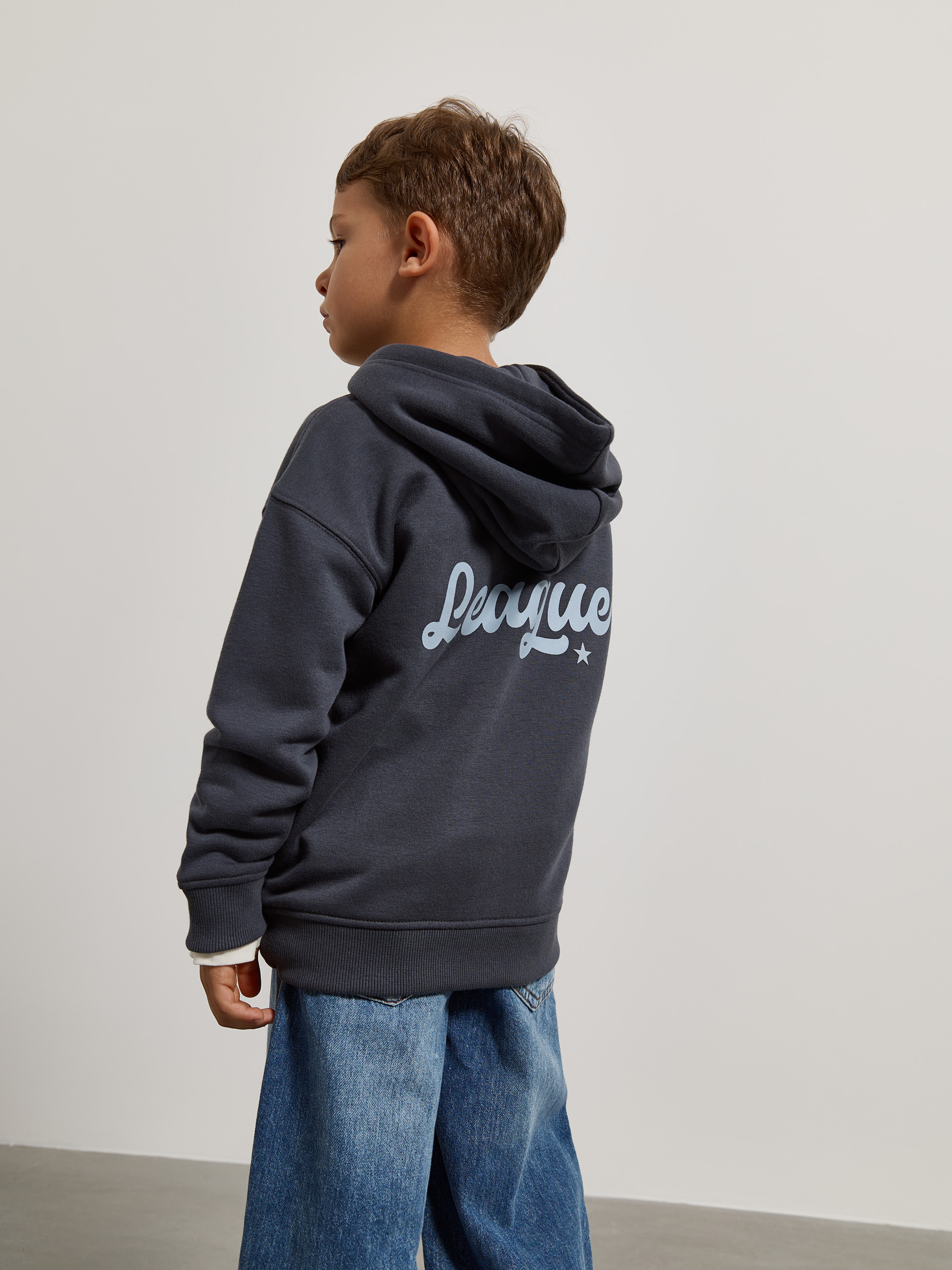 Sweatshirt com carapuço estampada