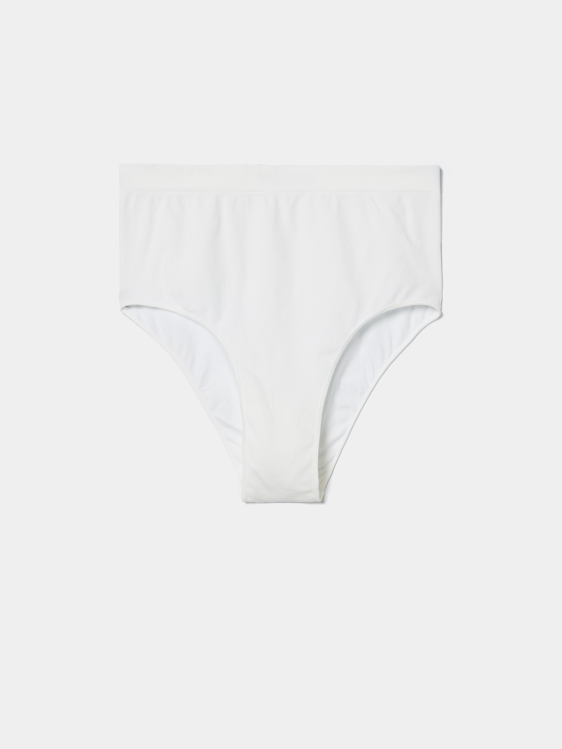 Cuecas de cintura subida sem costuras