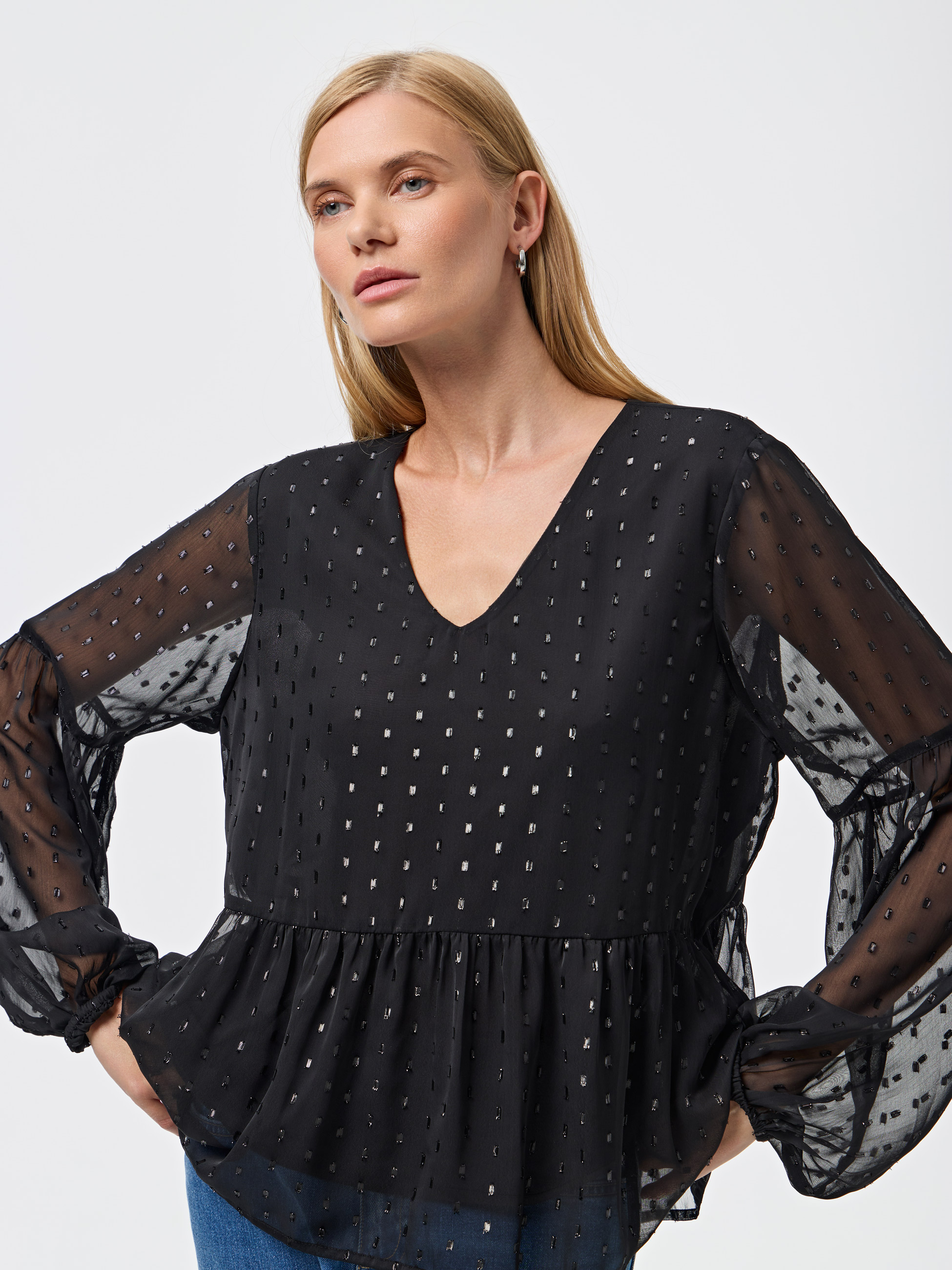 Blusa com transparência