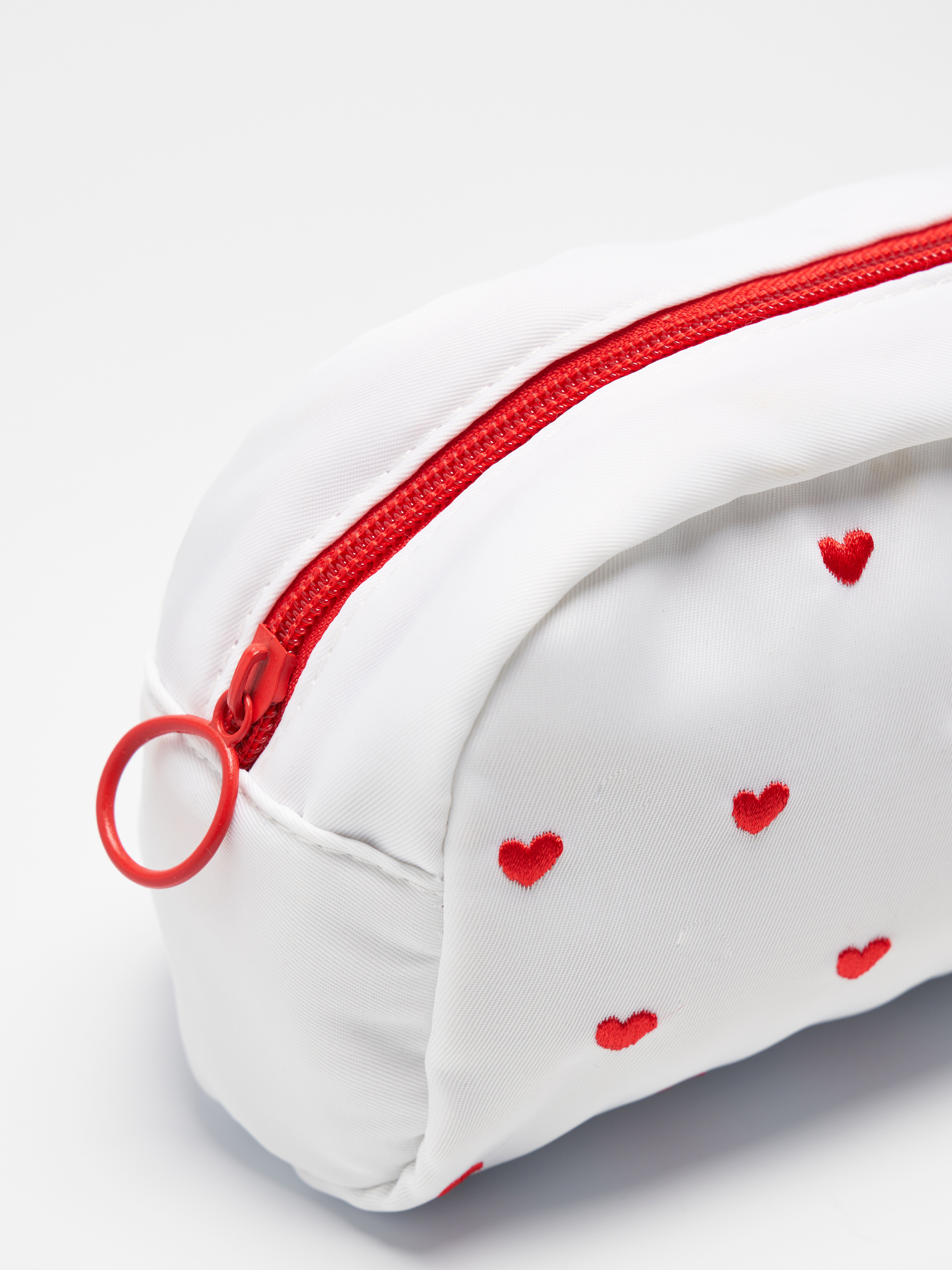 Necessaire corações