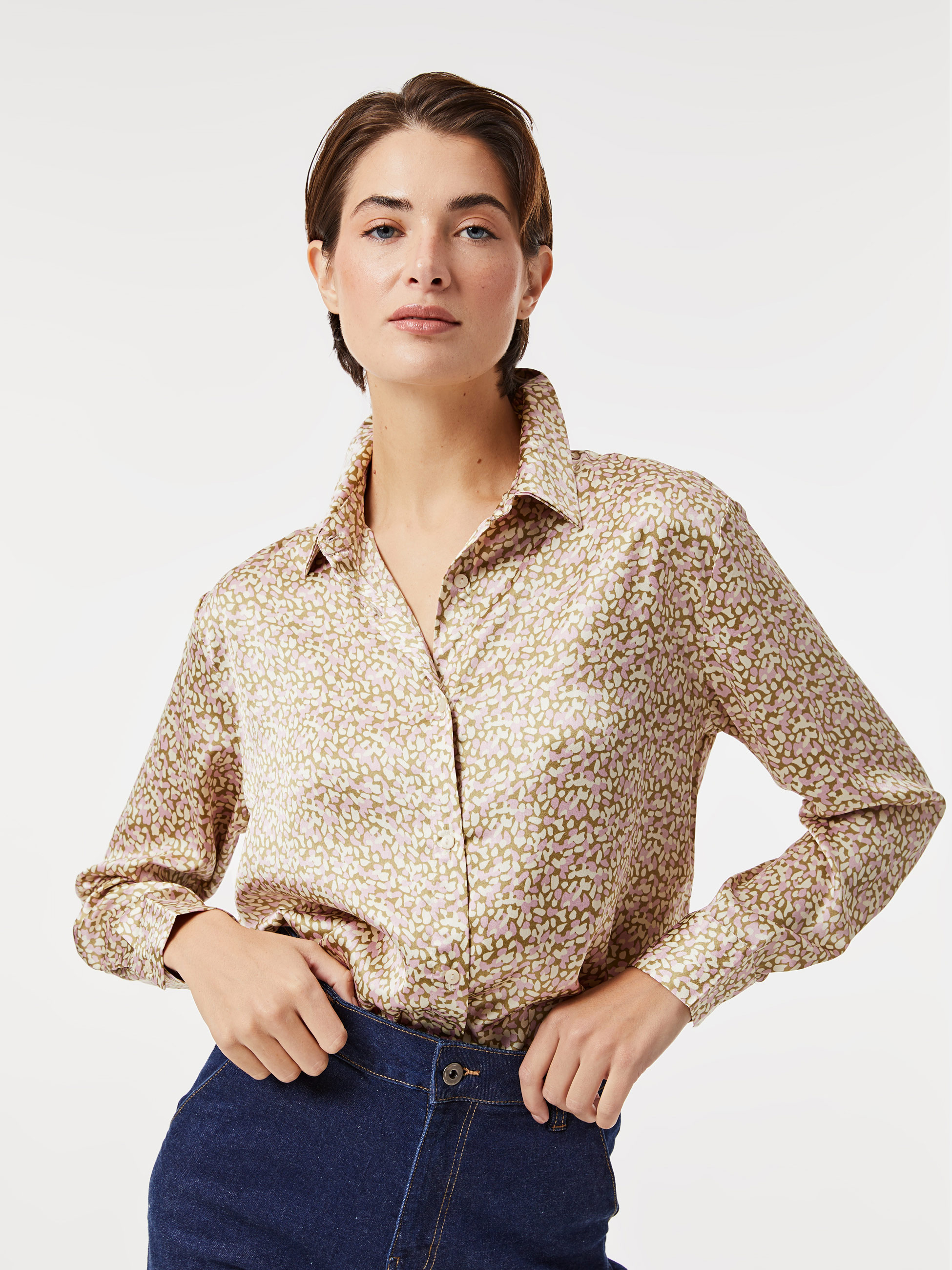 Camisa acetinada estampada