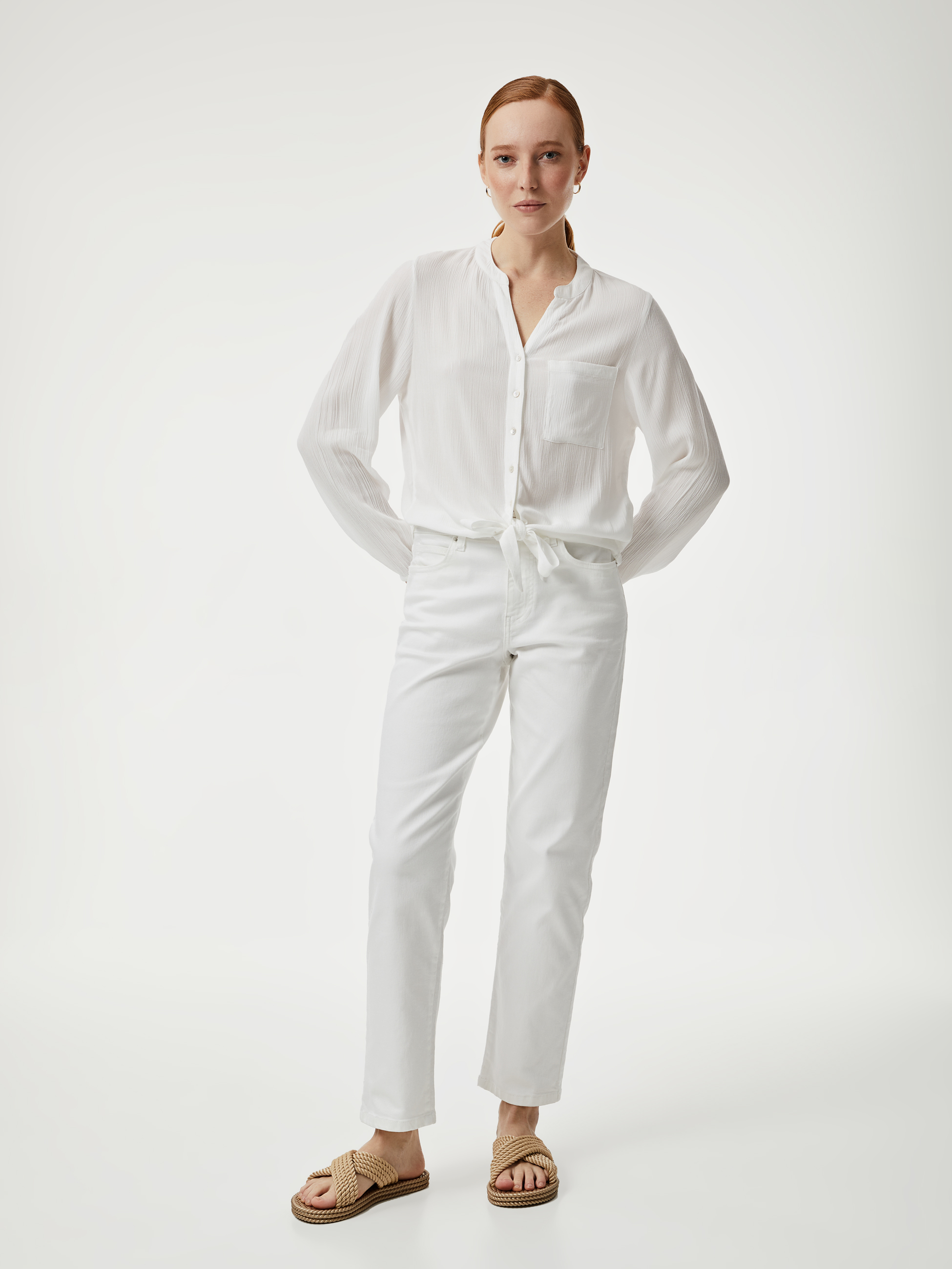 Camisa com gola mandarim