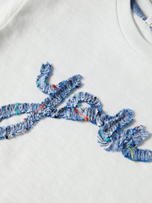 T-shirt com detalhe T-shirt com detalhe