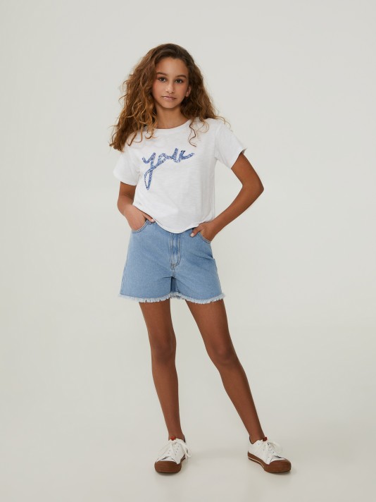 T-shirt com detalhe T-shirt com detalhe
