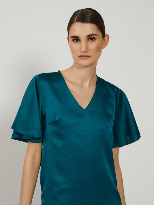 Blusa acetinada