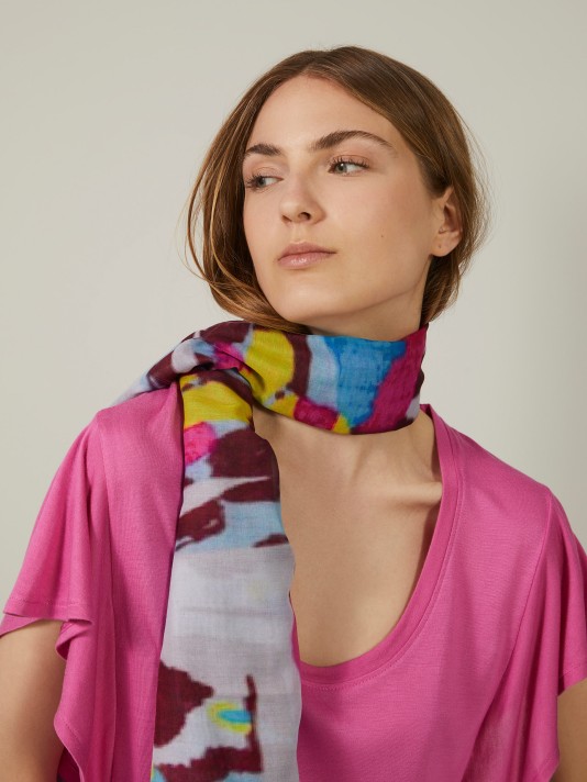 T-Shirt com folhos nas mangas T-Shirt com folhos nas mangas