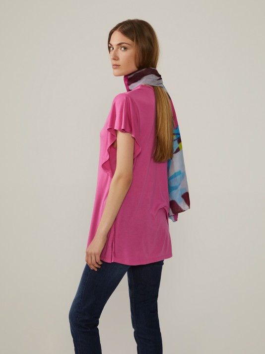 T-Shirt com folhos nas mangas T-Shirt com folhos nas mangas