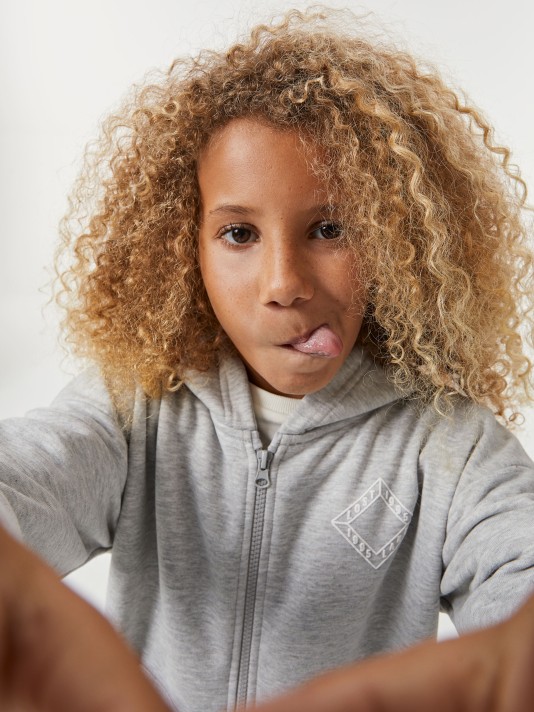 Casaco com capuz Casaco com capuz