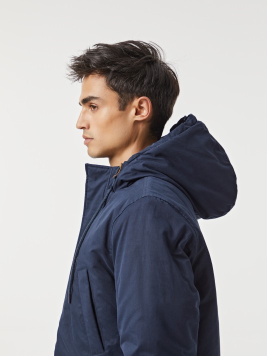 Blusão com capuz Blusão com capuz