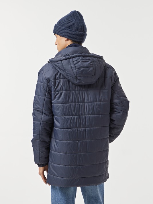 Parka com capuz Parka com capuz