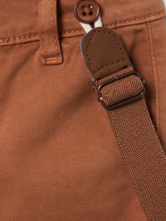 Calças com suspensórios Calças com suspensórios