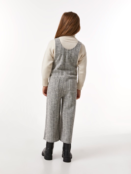 Jardineiras de malha fantasia Jardineiras de malha fantasia