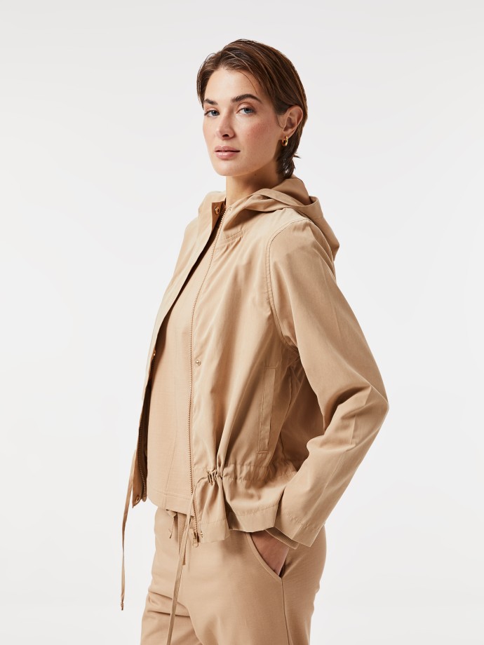 Parka com capuz