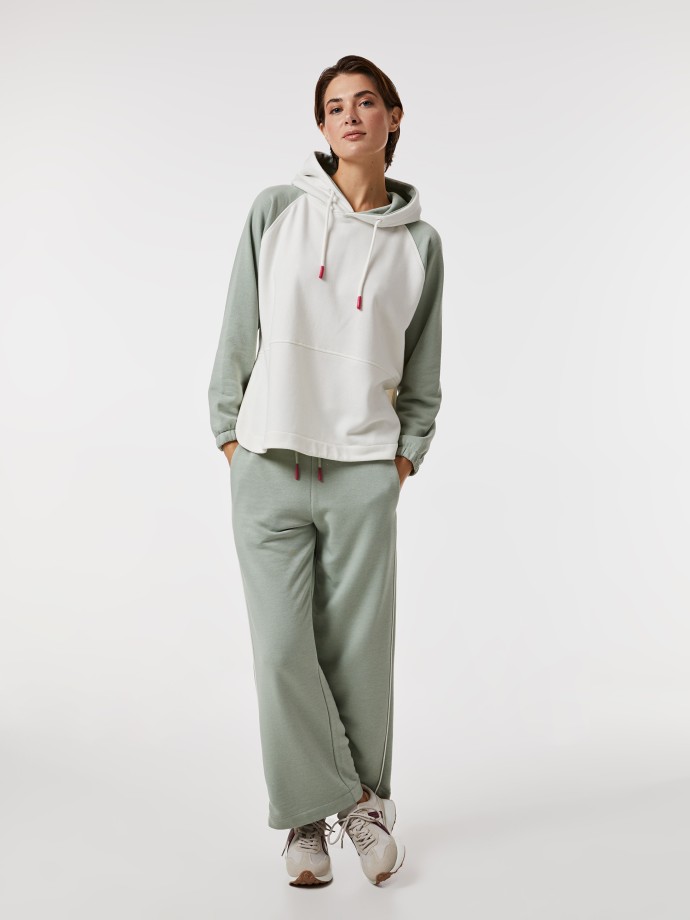 Sweatshirt com capuz