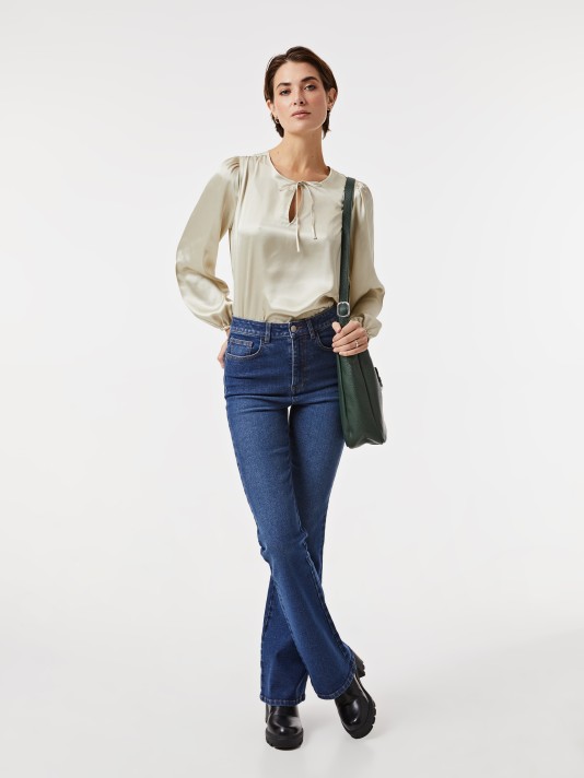 Blusa acetinada Blusa acetinada