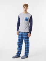 Pijama com bolso Pijama com bolso