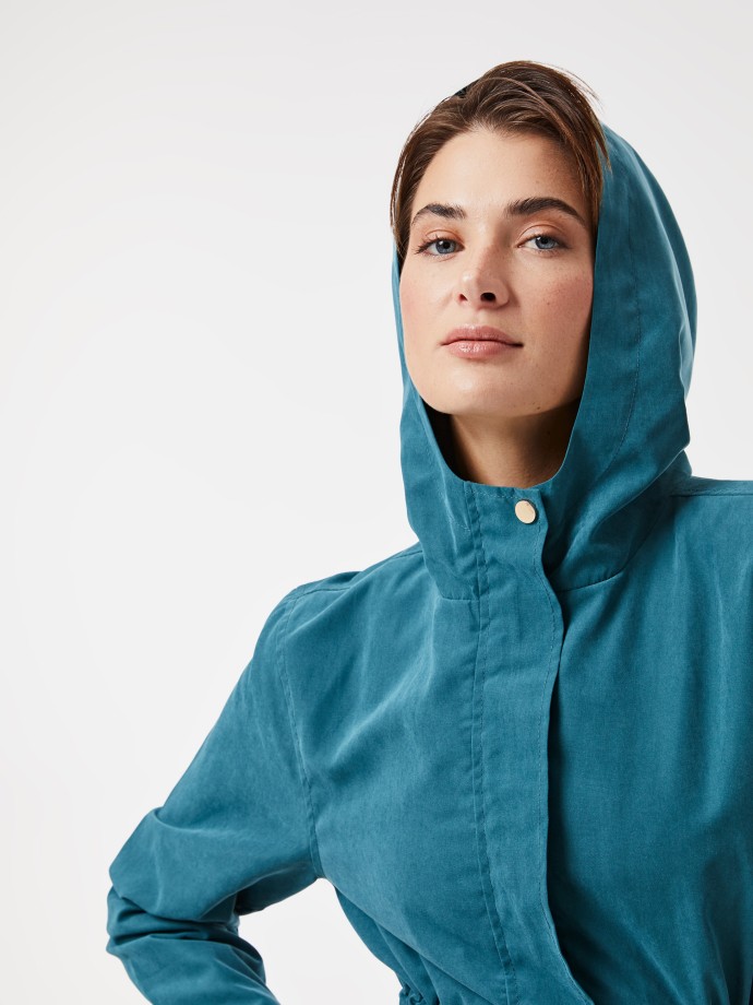 Parka com capuz